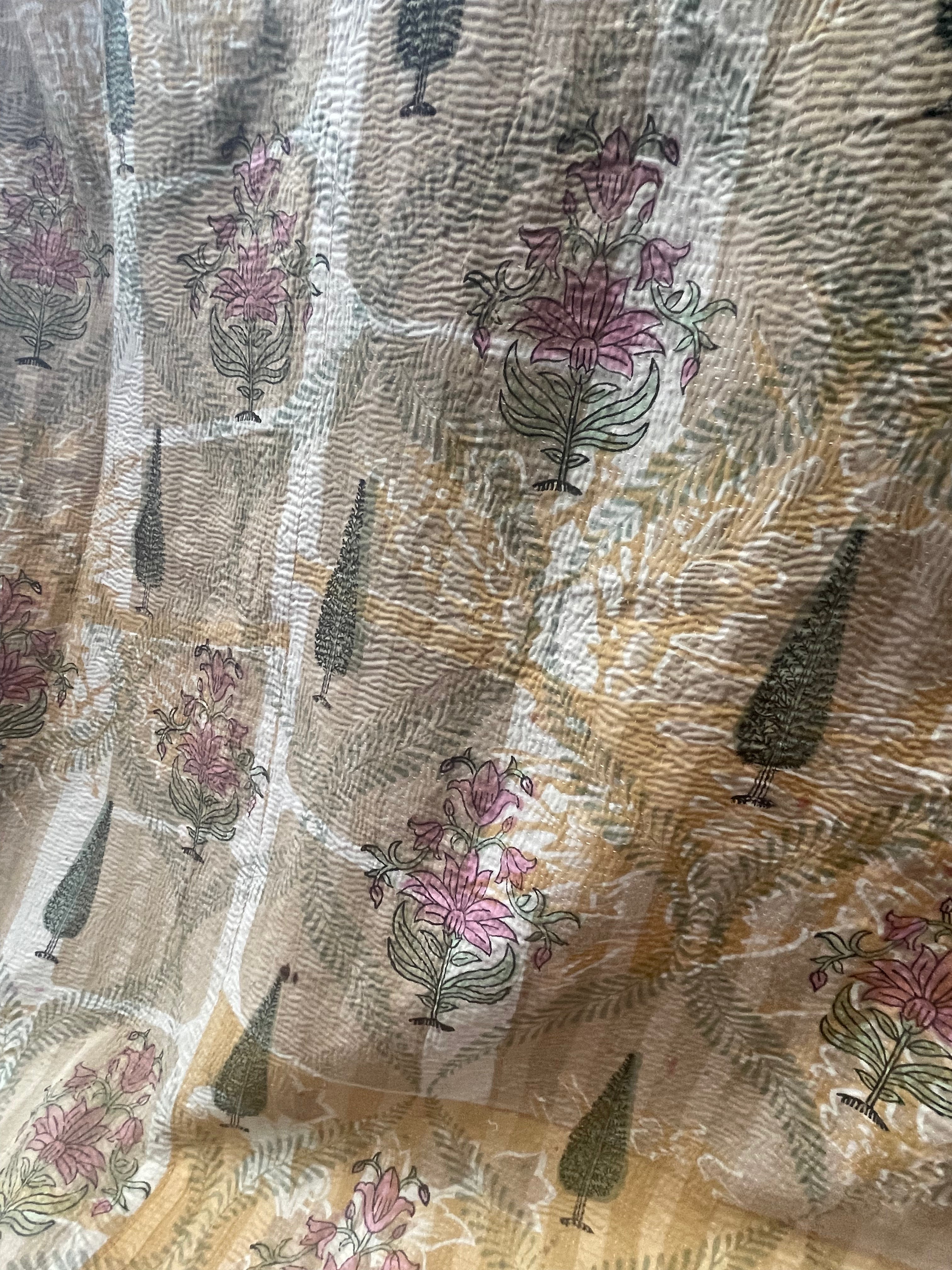 VINTAGE KANTHA - French Floral | Sunny Reflection