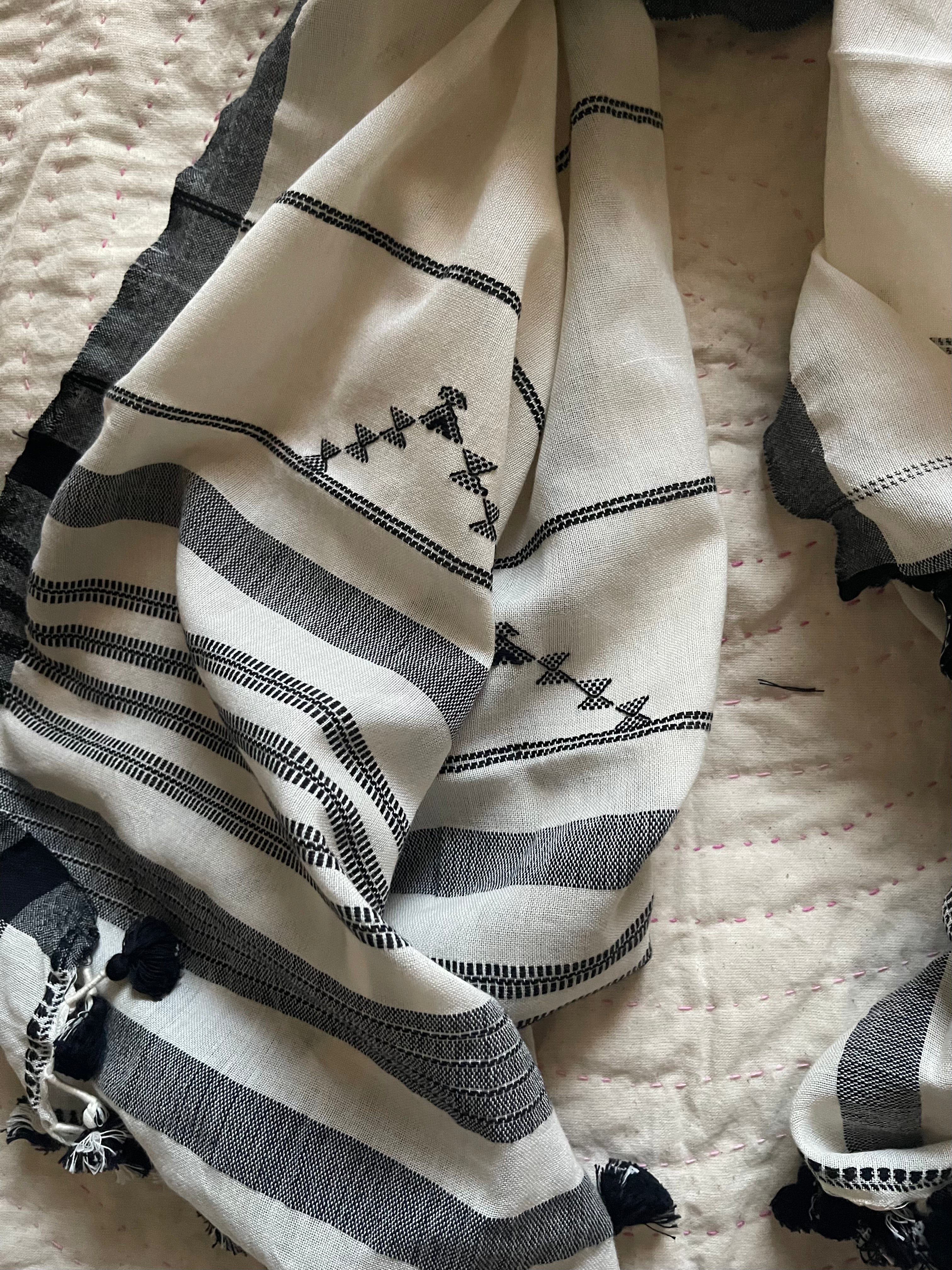 Handloomed Cotton Scarf - Horizontal Pinstripe Parchment
