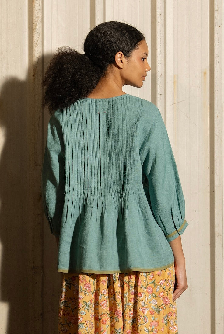 SOMA LINEN PINTUCK TOP - Mineral Green
