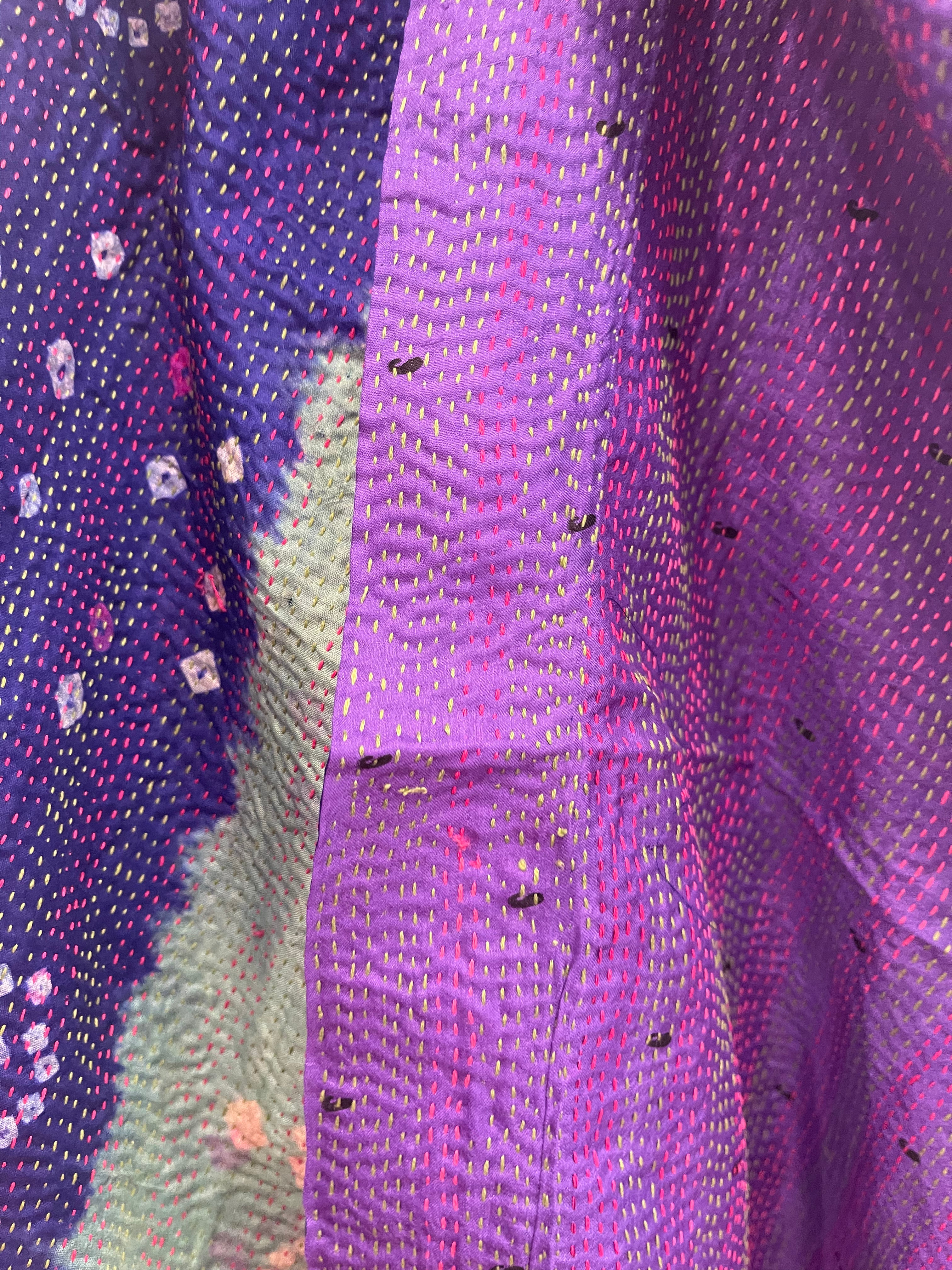 Kantha Silk Muffler - Bandhani Violet