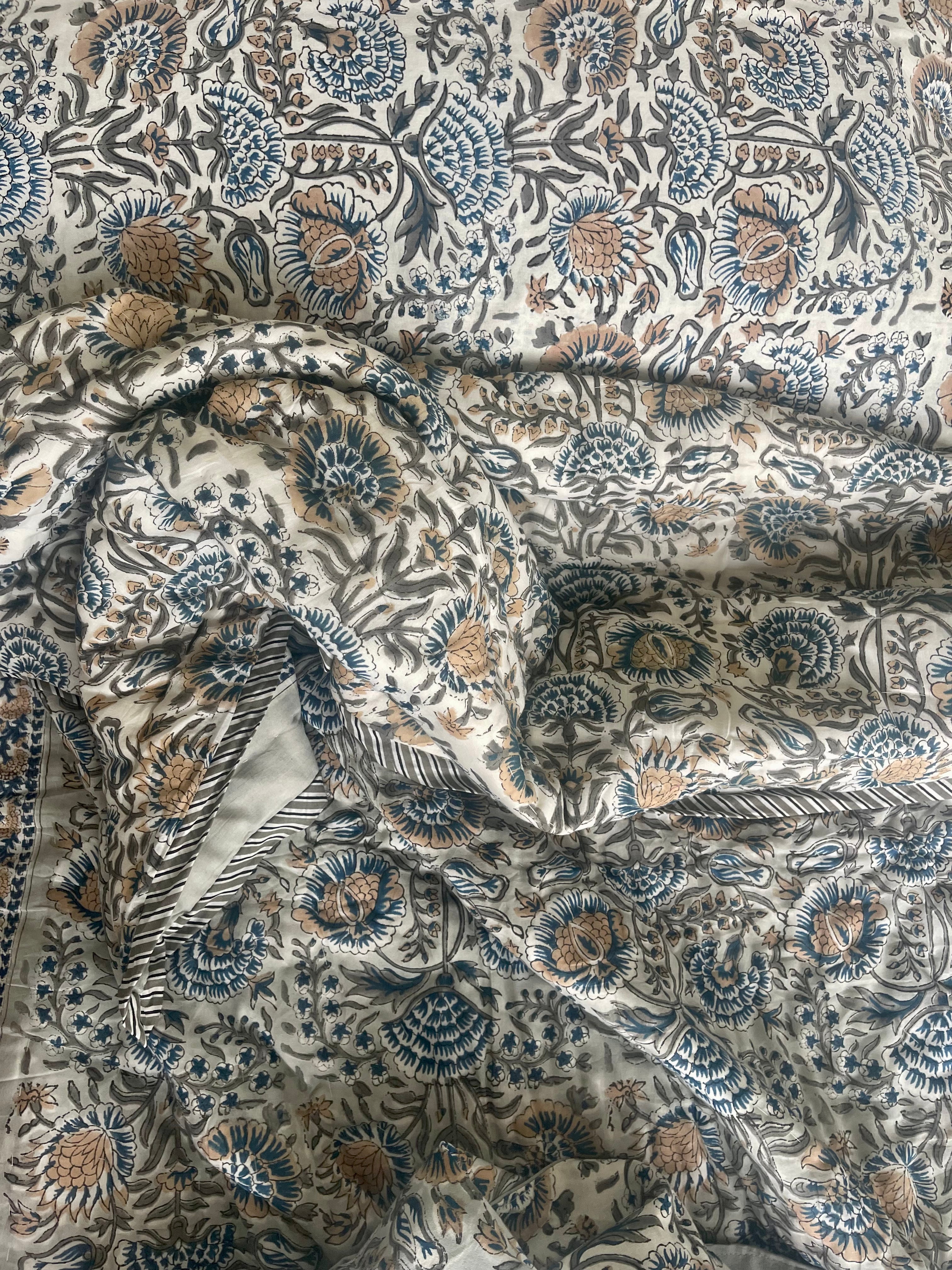 Jaipuri Cotton Quilt - COOL NOSTALGIA