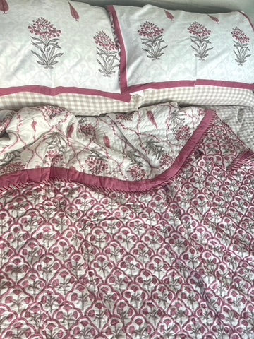 Jaipuri Cotton Quilt - Pink Floral
