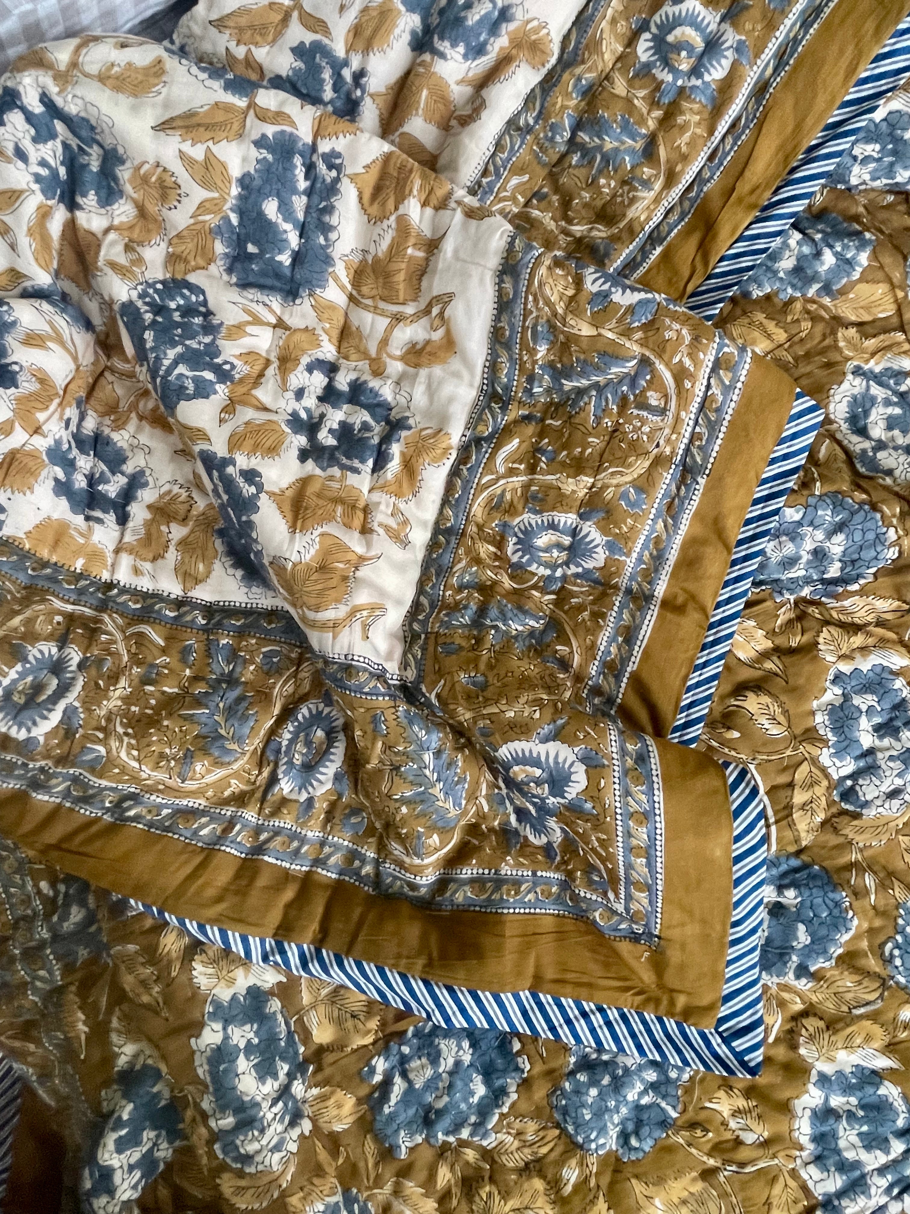 Jaipuri Cotton Quilt - AUTUMN HYDRANGEA