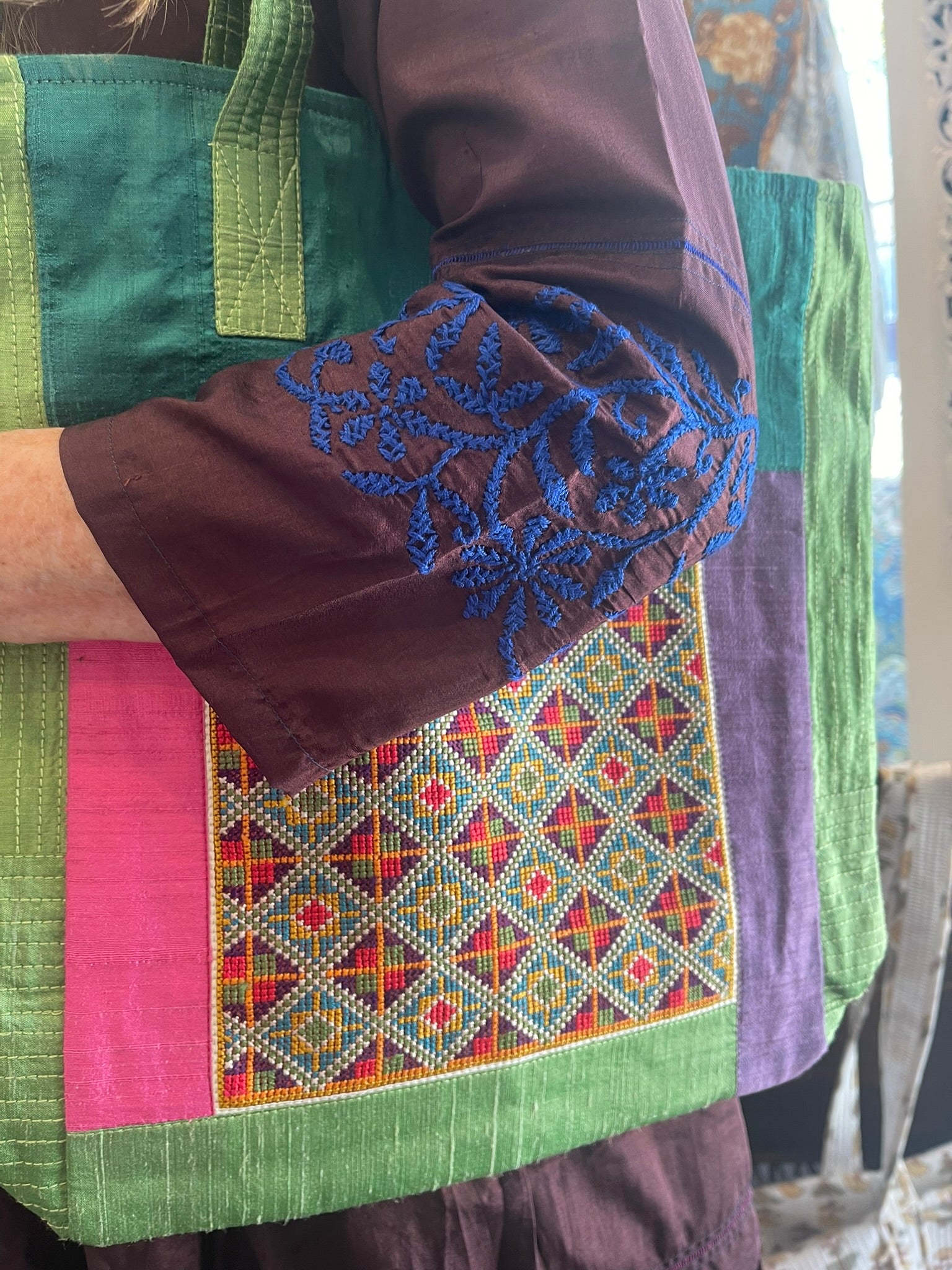Embroidered JAT TOTE - Cool Lagoon
