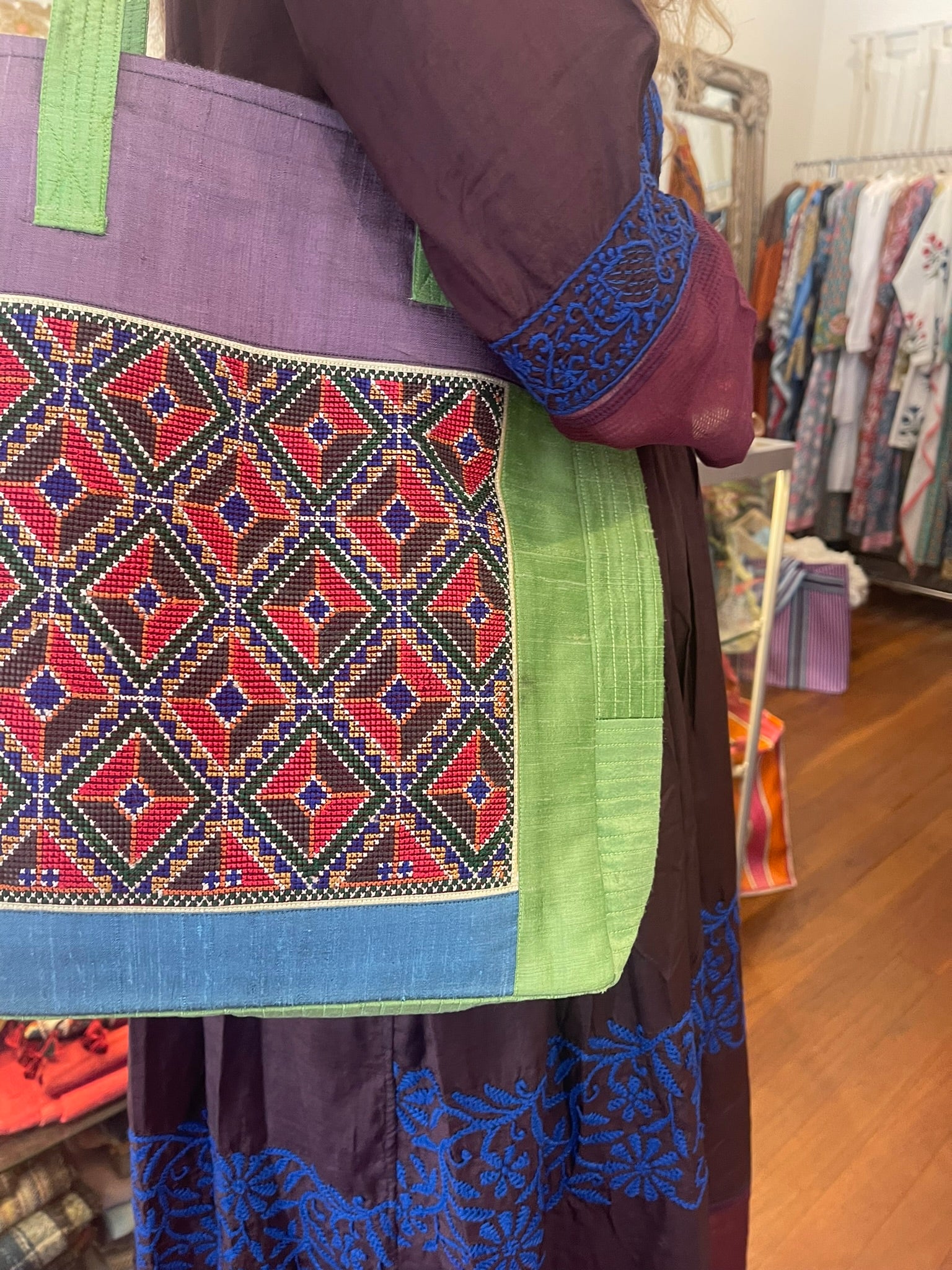 Embroidered JAT TOTE - Green Diagonal