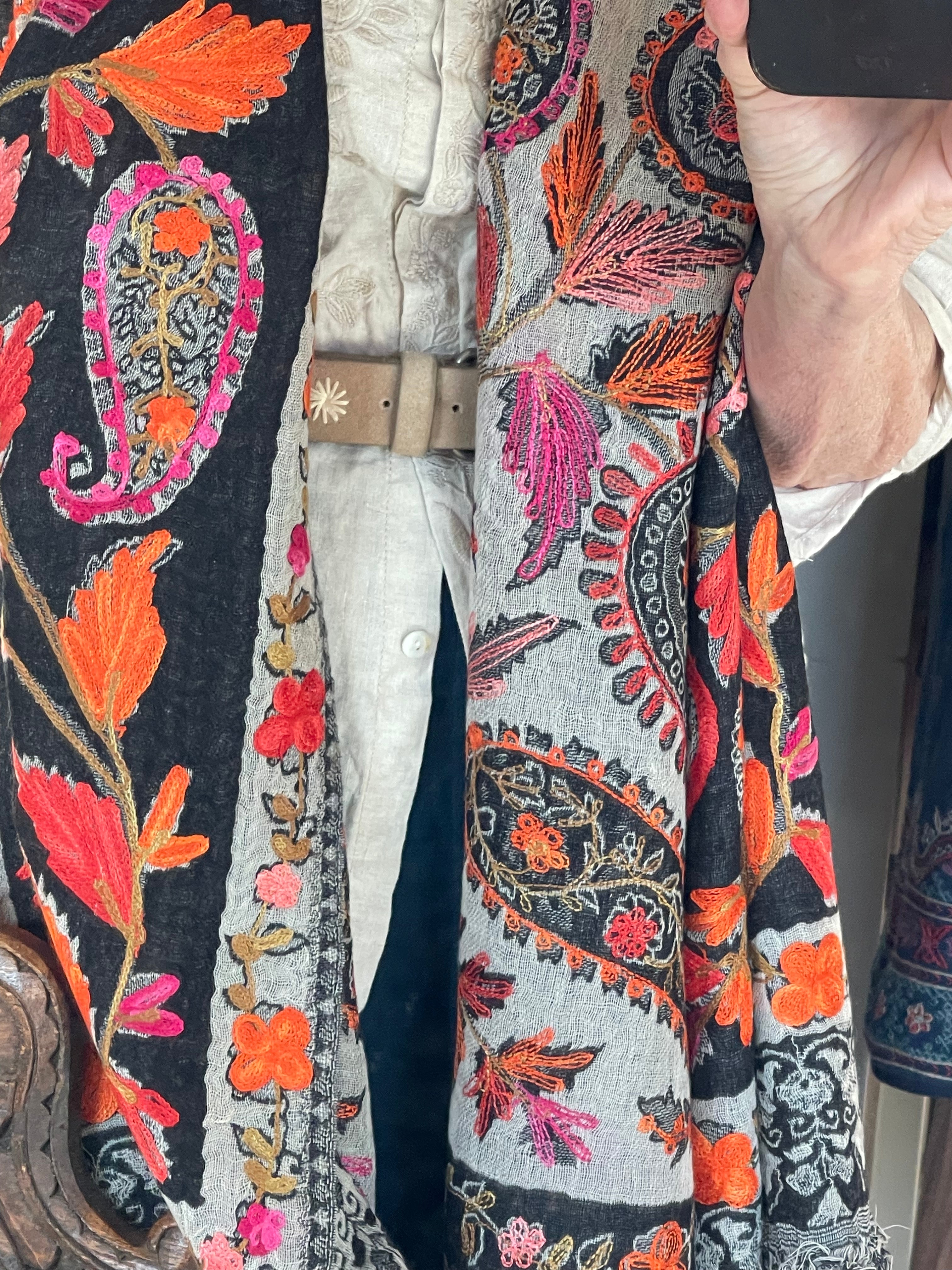 Embroidered Wool - Paisley Earth