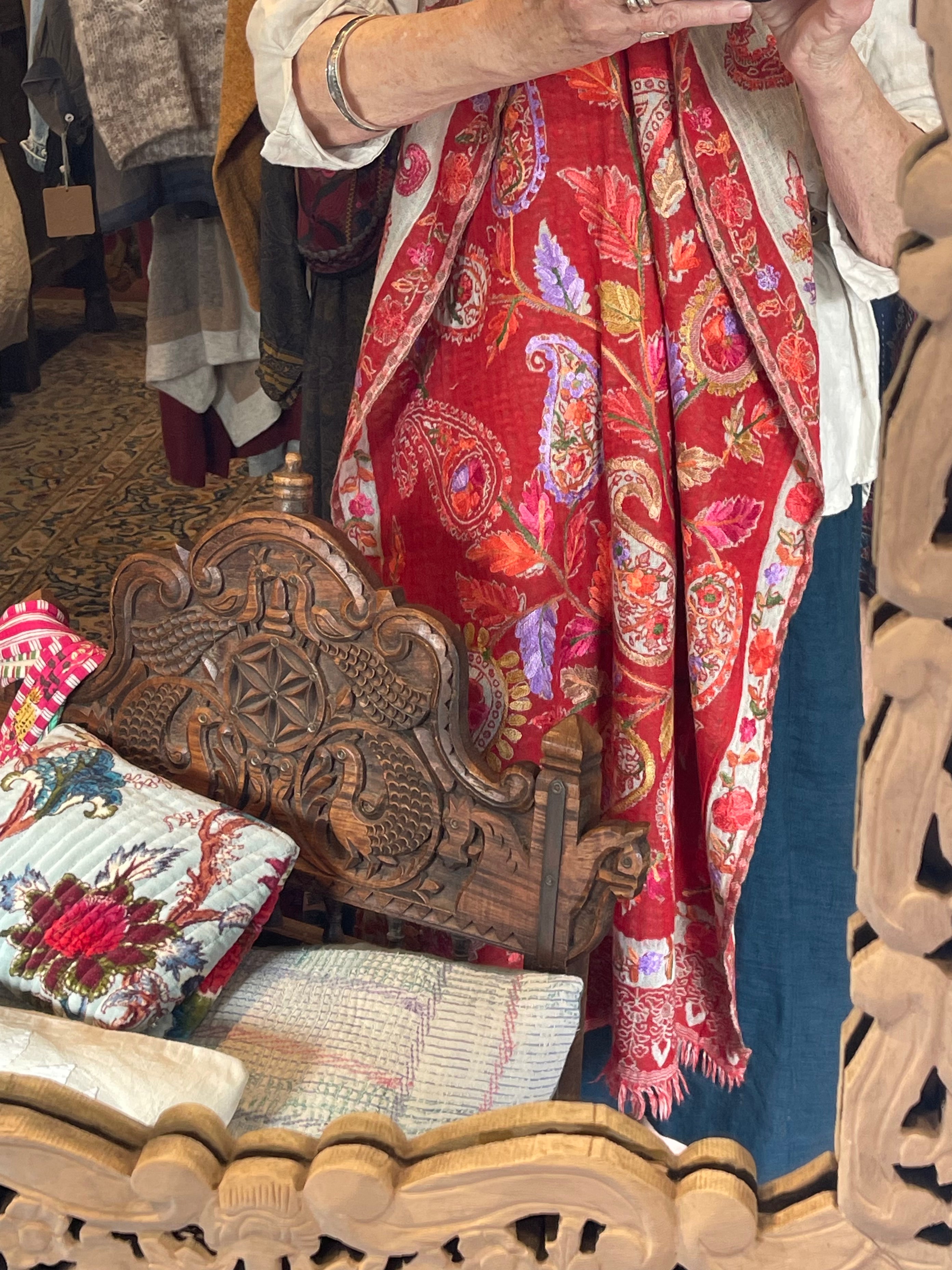 Embroidered Wool - Oriental Paisley