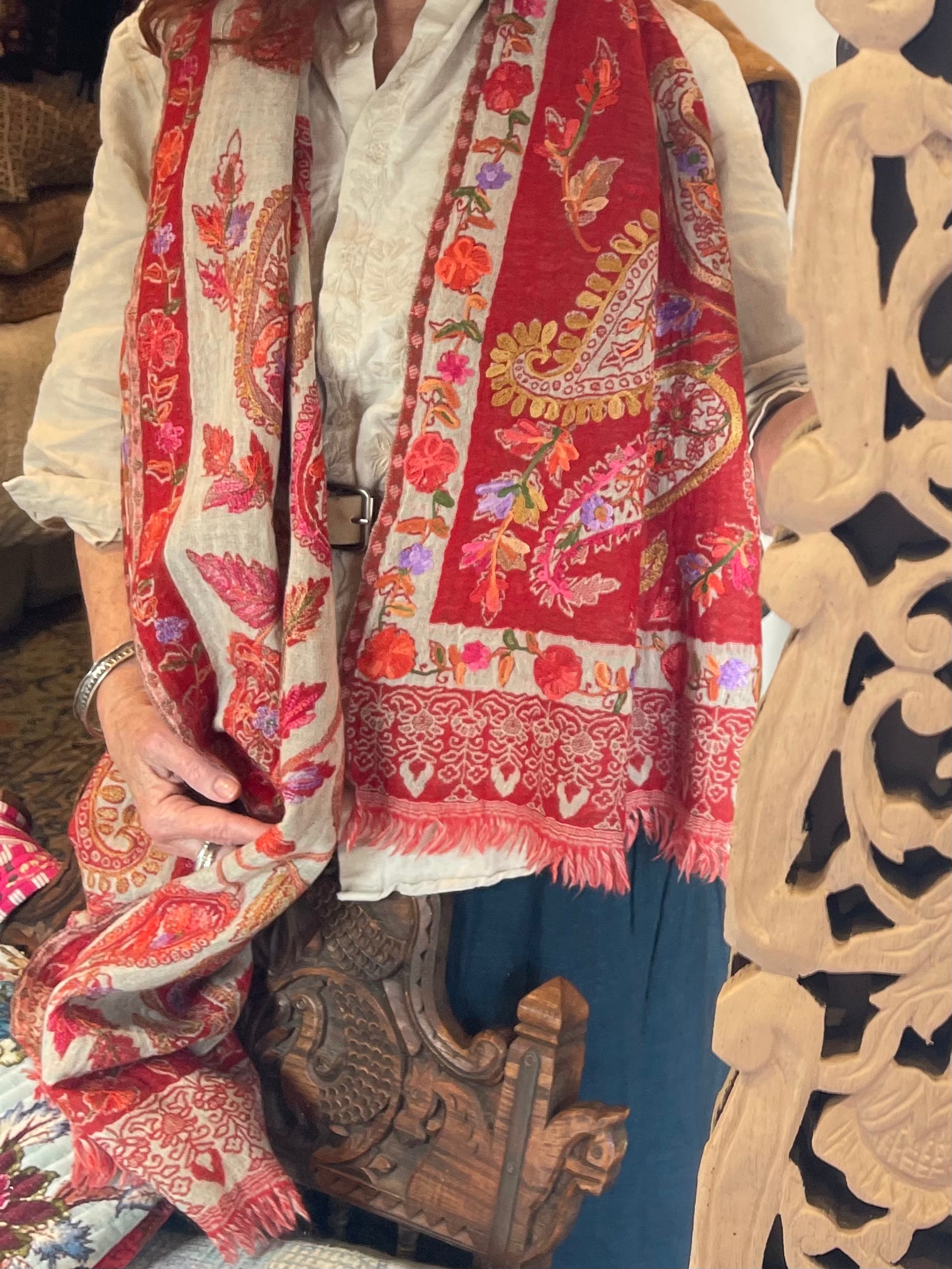 Embroidered Wool - Oriental Paisley