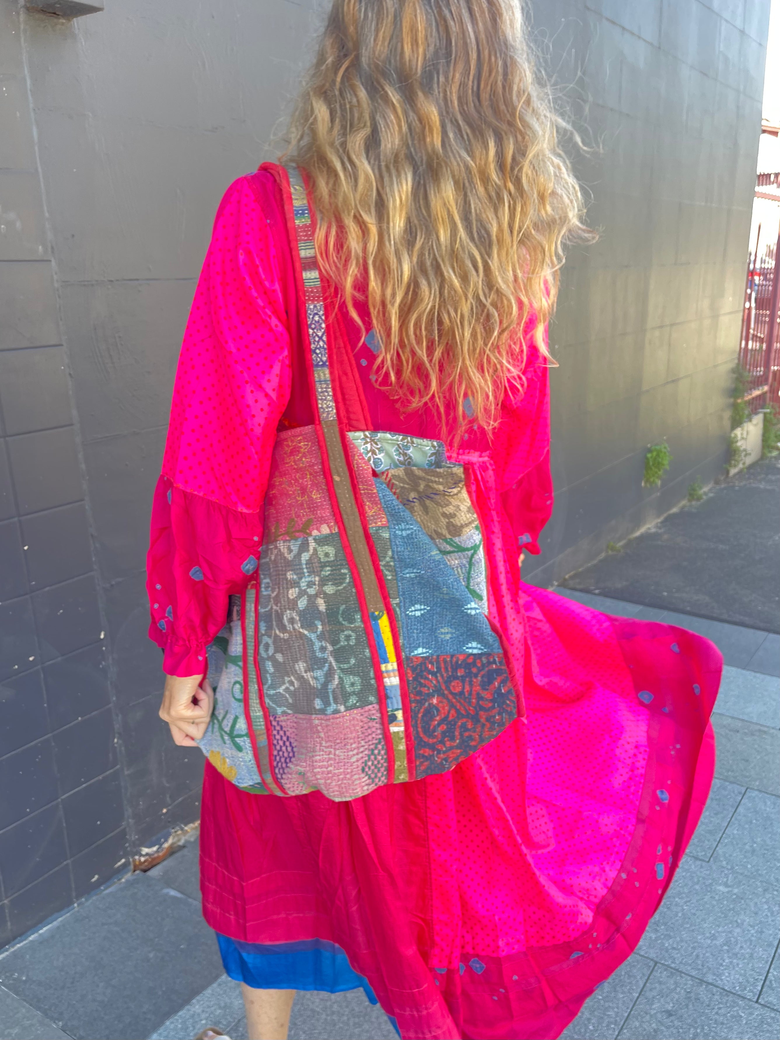 FOLKLORE 41 - Dress Silk Hot Rose Bandhani