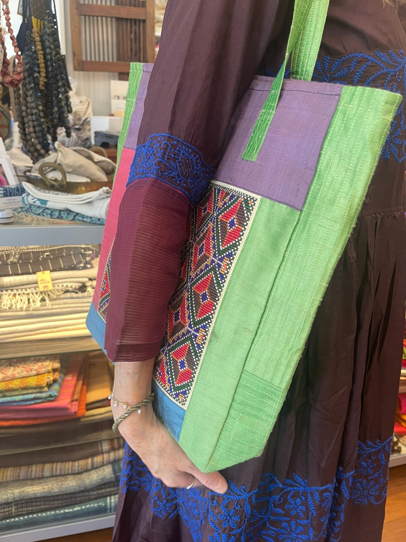 Embroidered JAT TOTE - Green Diagonal