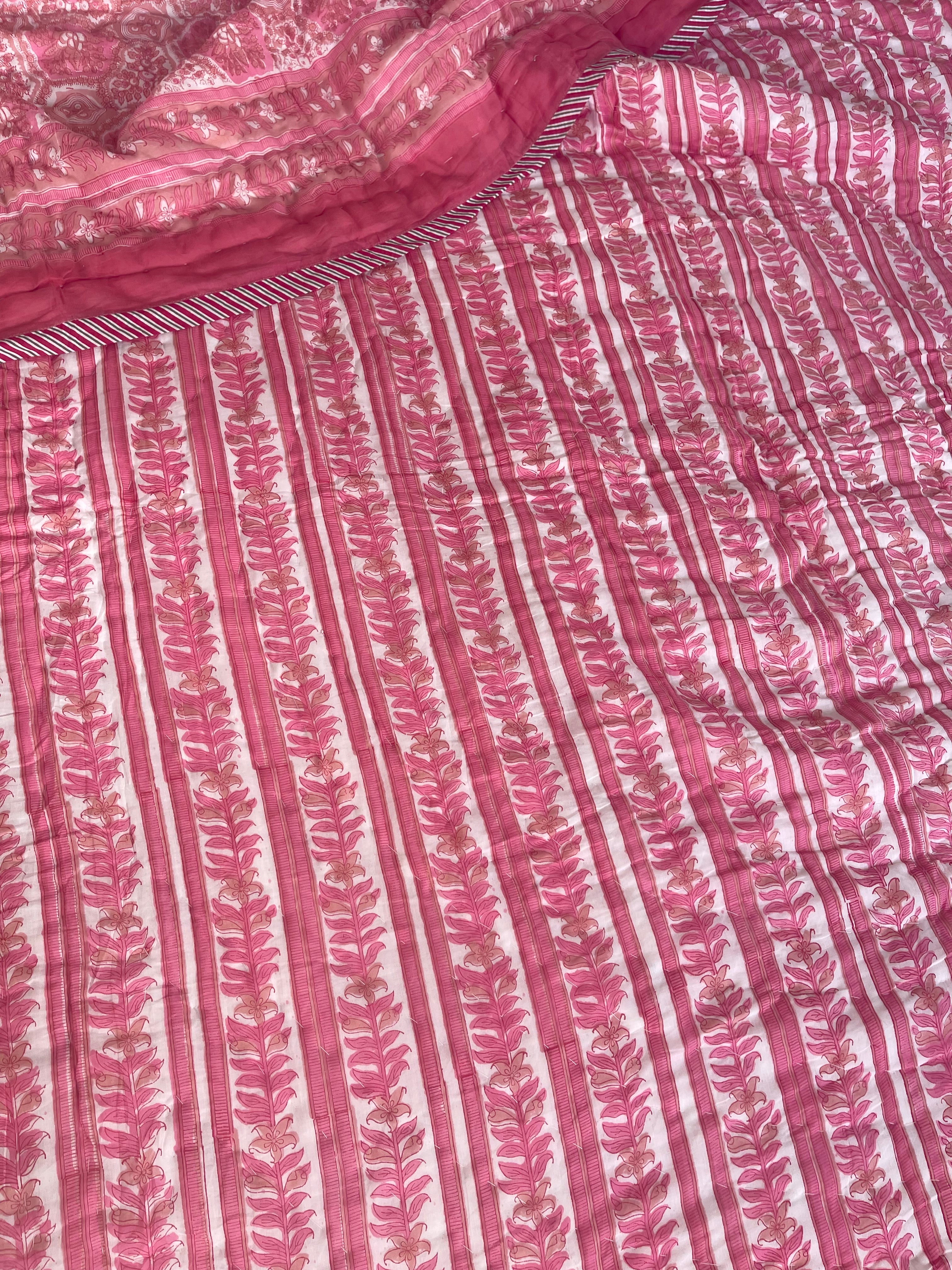 Jaipuri Cotton Quilt - Pink Lotus