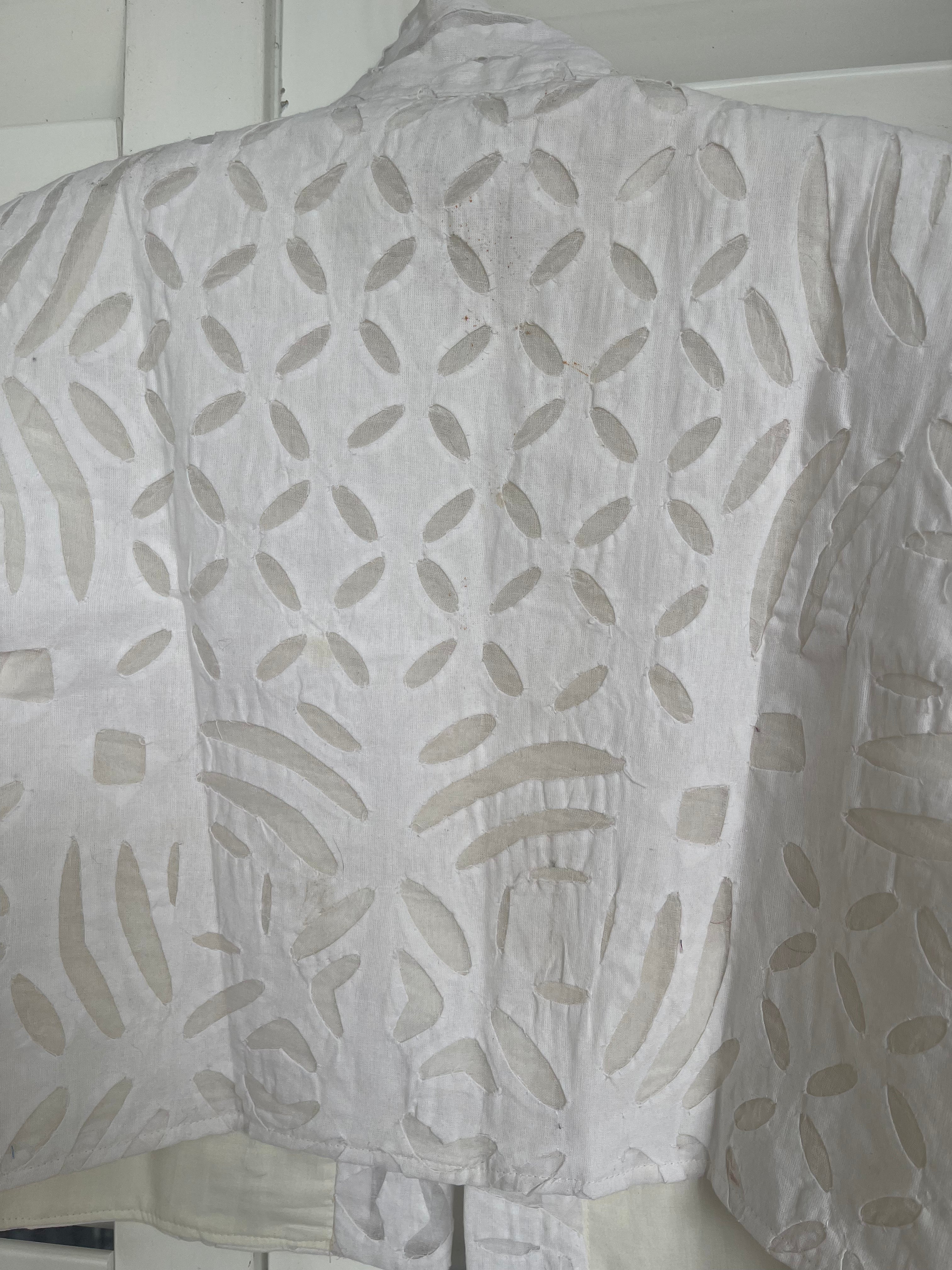 Capped Sleeve Top - Diamond Applique