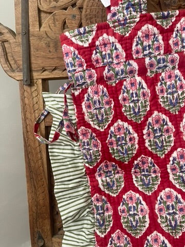 Quilted Block Print Tote - Nivi Strawberry