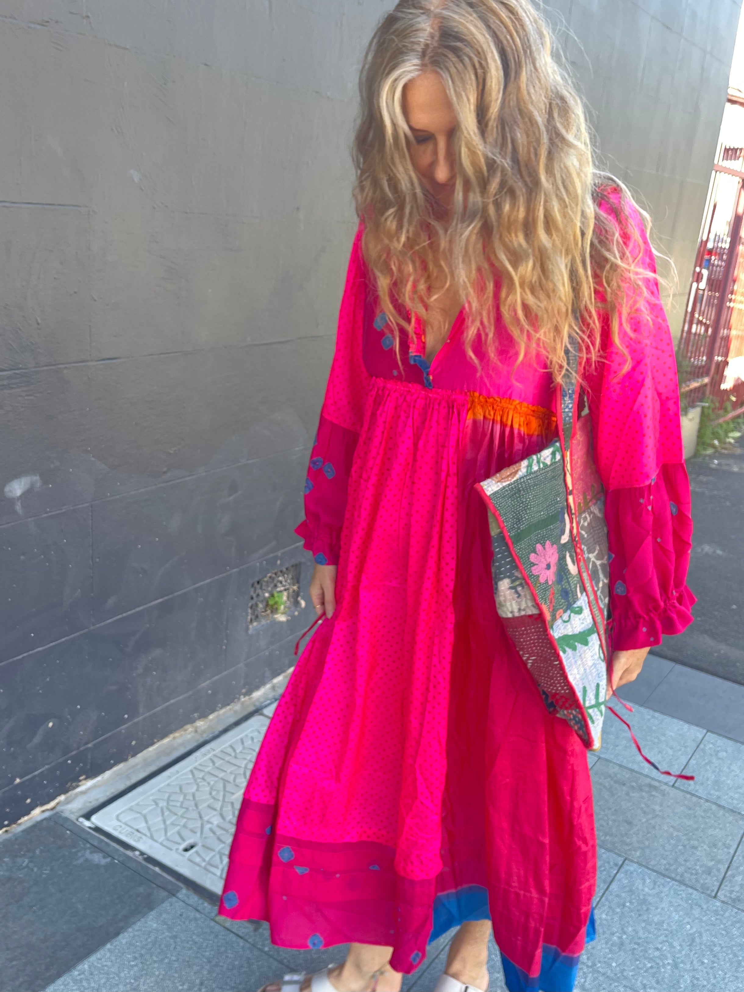 FOLKLORE 41 - Dress Silk Hot Rose Bandhani