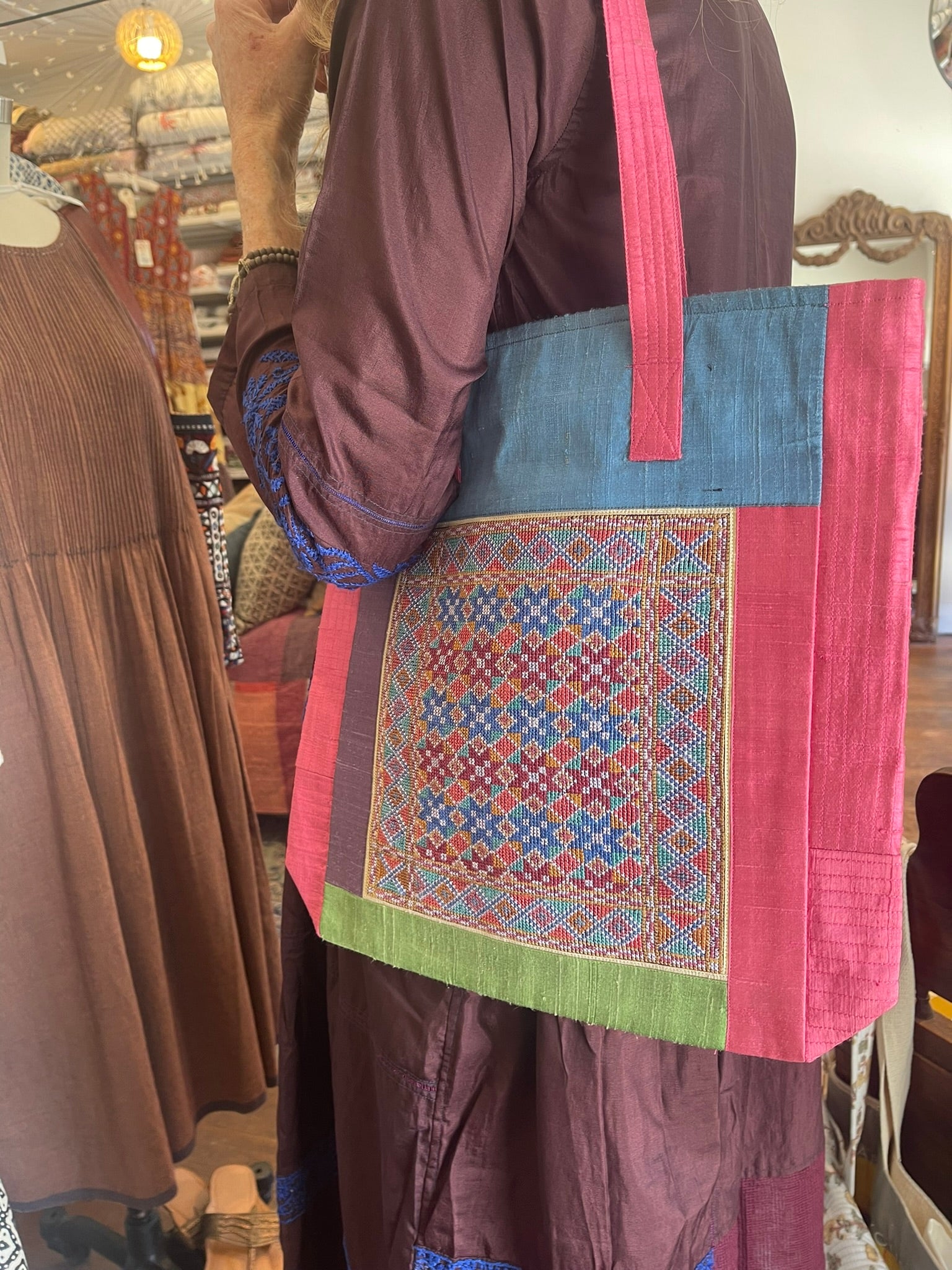 Embroidered JAT TOTE - Teal/Pink