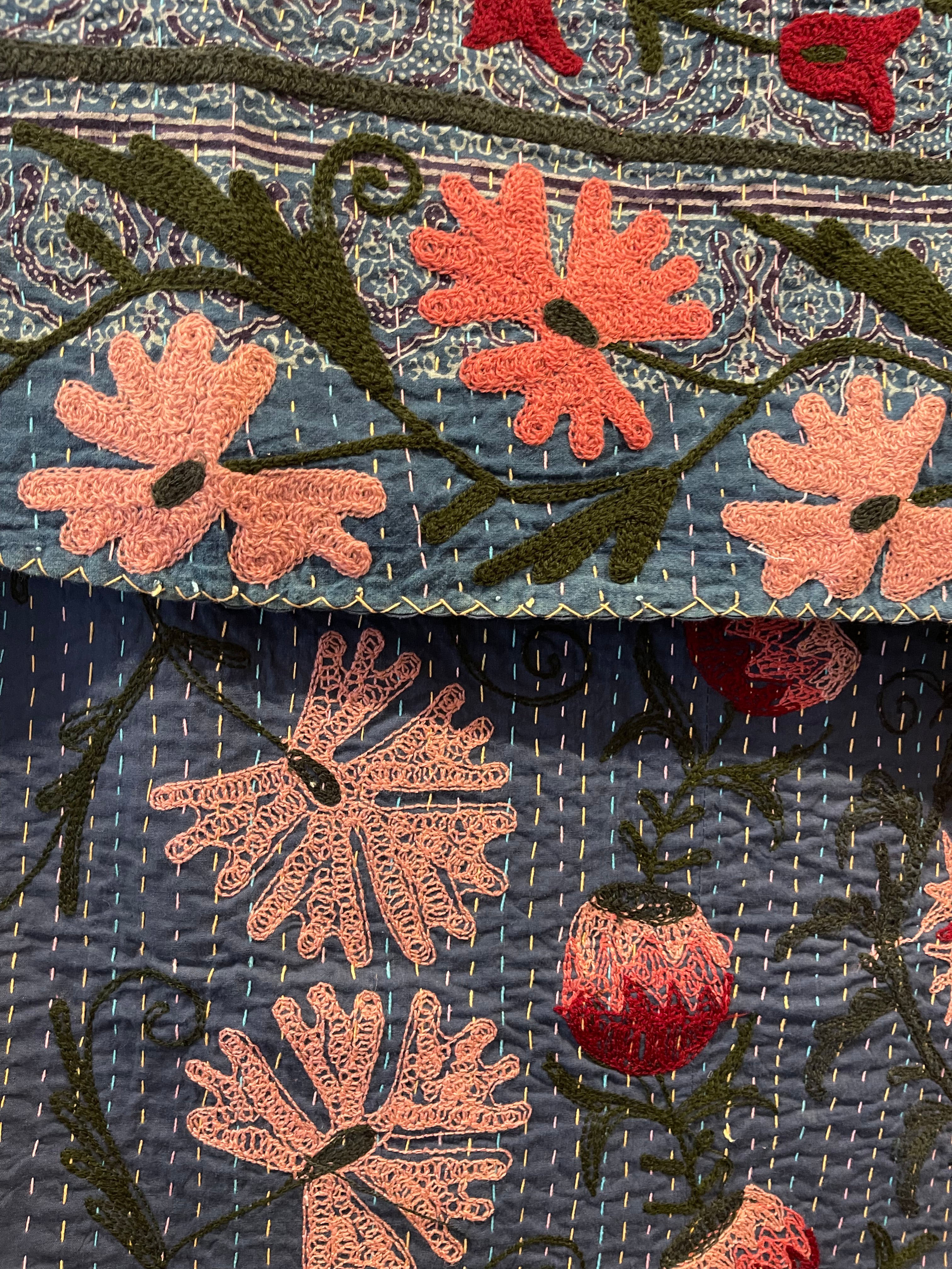 SUZANI VINTAGE KANTHA - AJRAKH THEATRE
