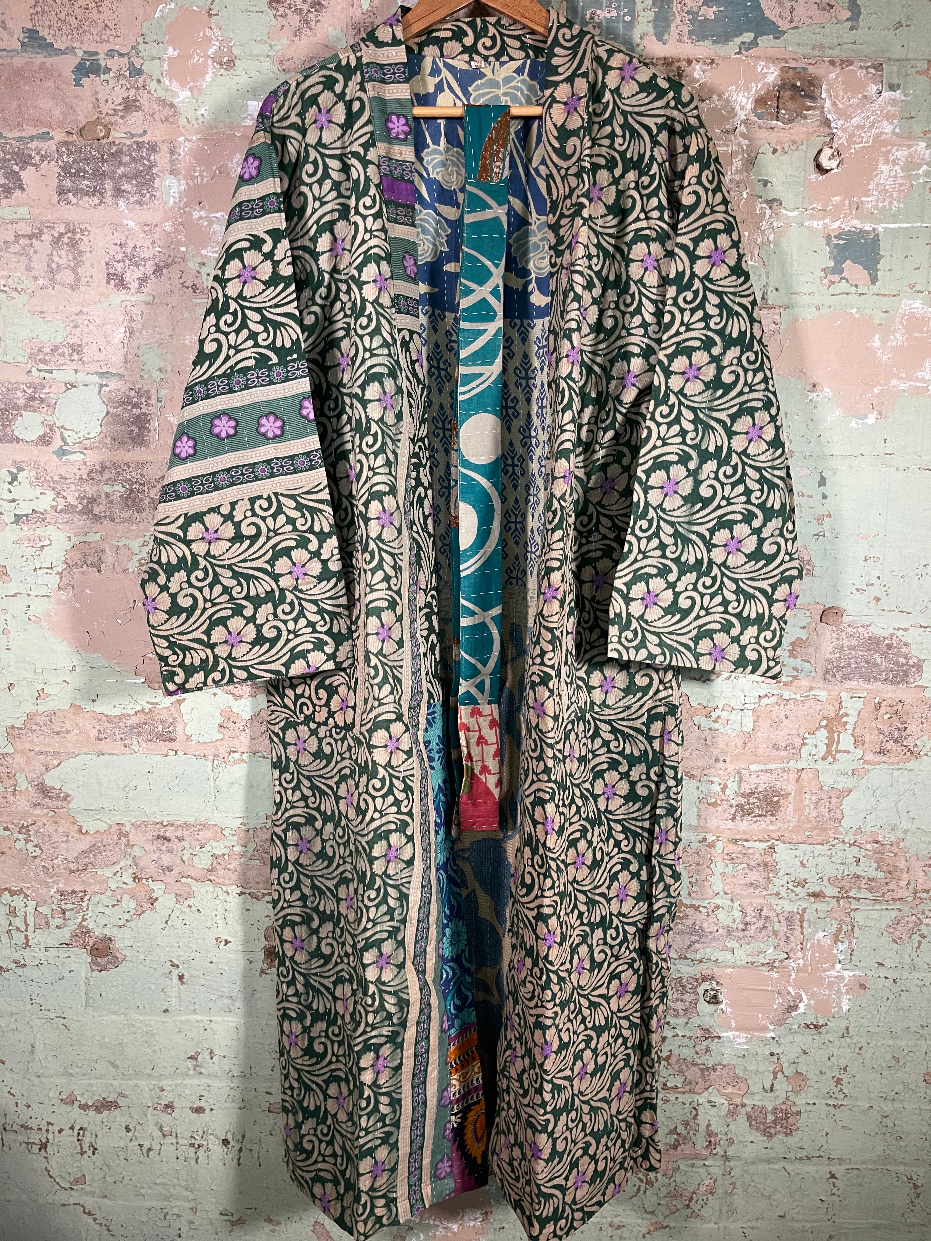 Vintage Kantha Kimono - Mauve Floral