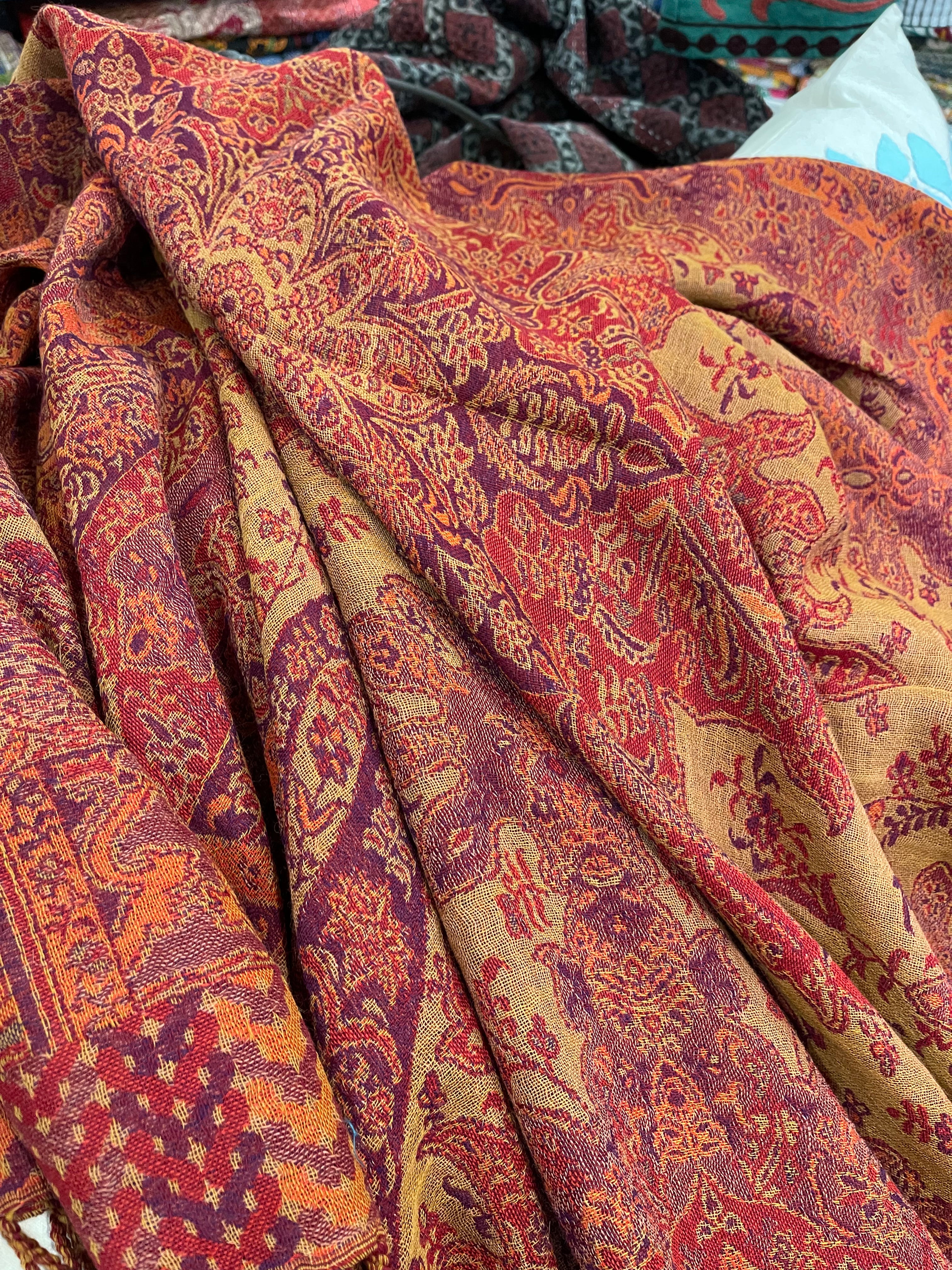 Fine Wool Jamdani Throw - Desert Star