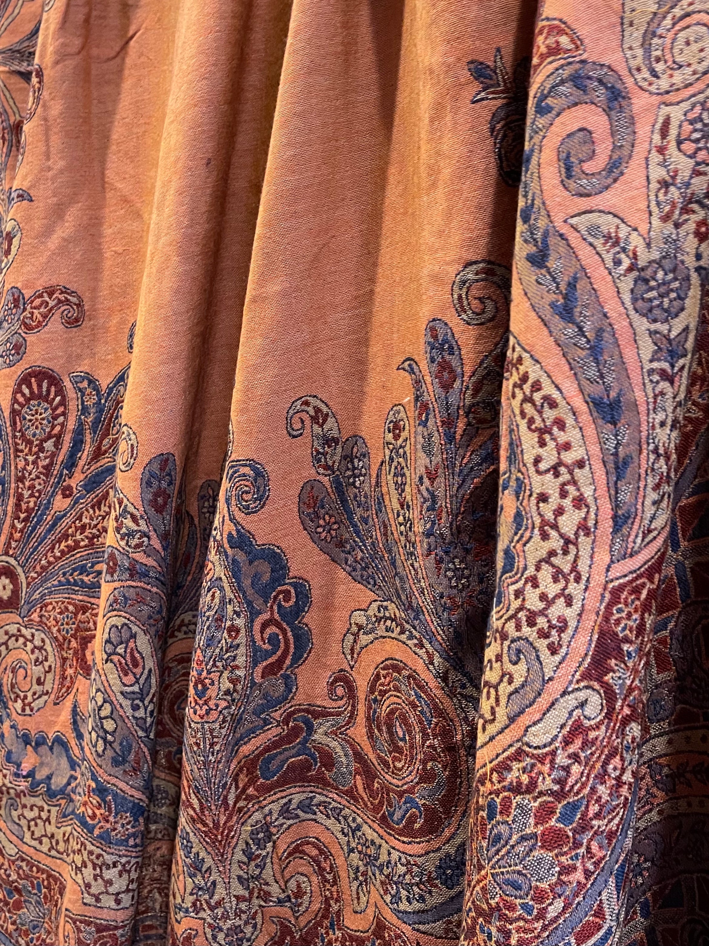 Fine Wool Jamdani Throw - Indigo Oasis