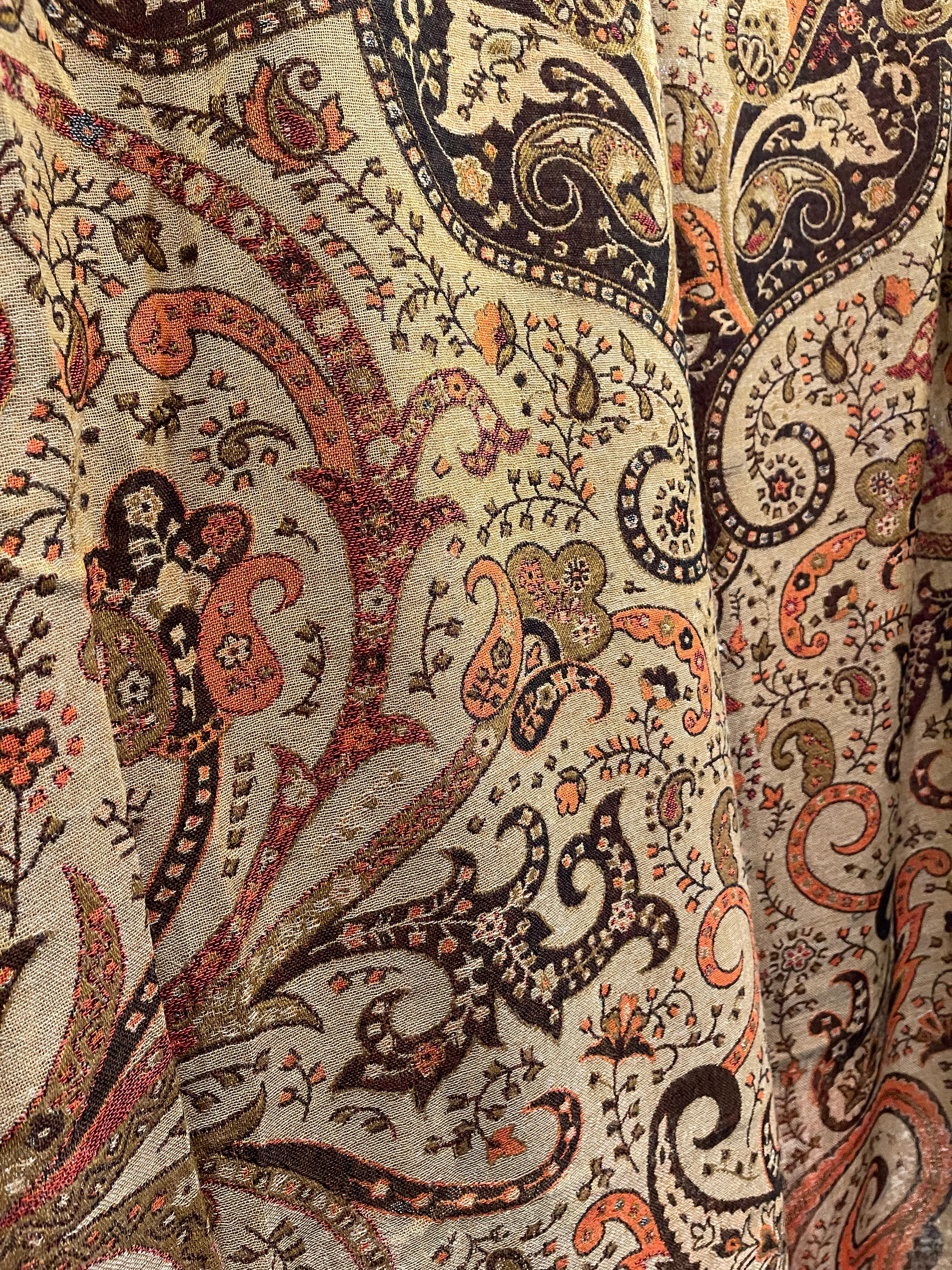 Fine Wool Jamdani Throw - Burnt Umber Floral