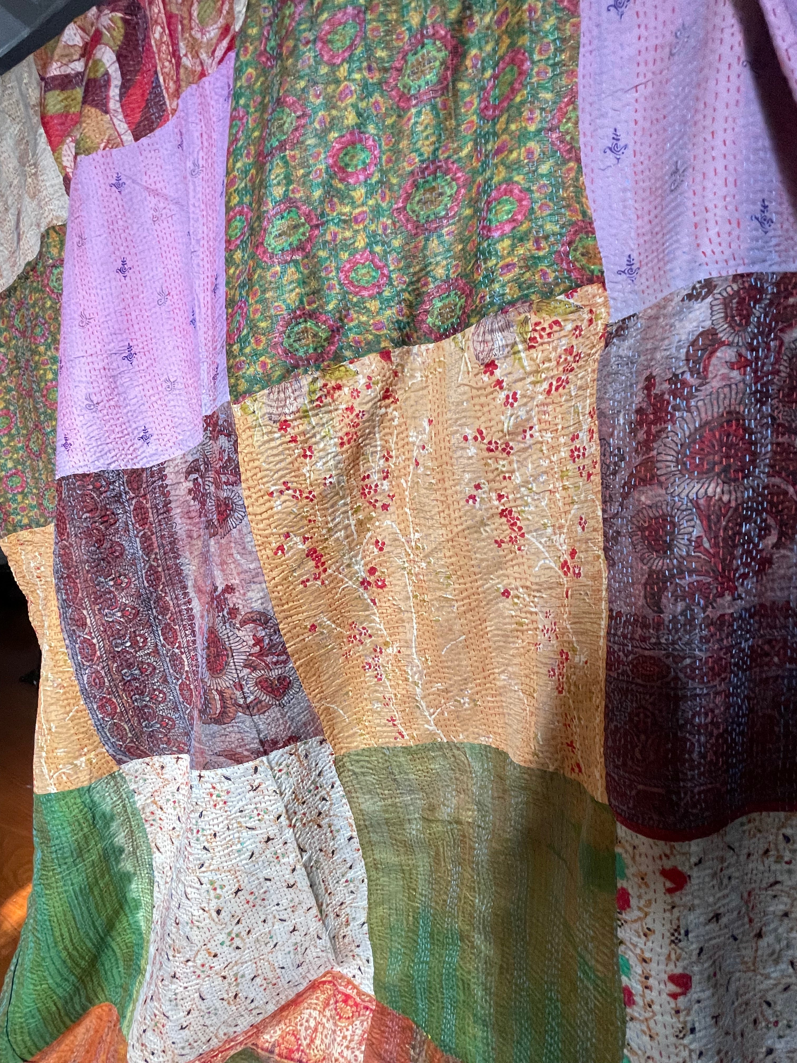 SILK Patchwork KANTHA - Shimmering Silver+ Gold