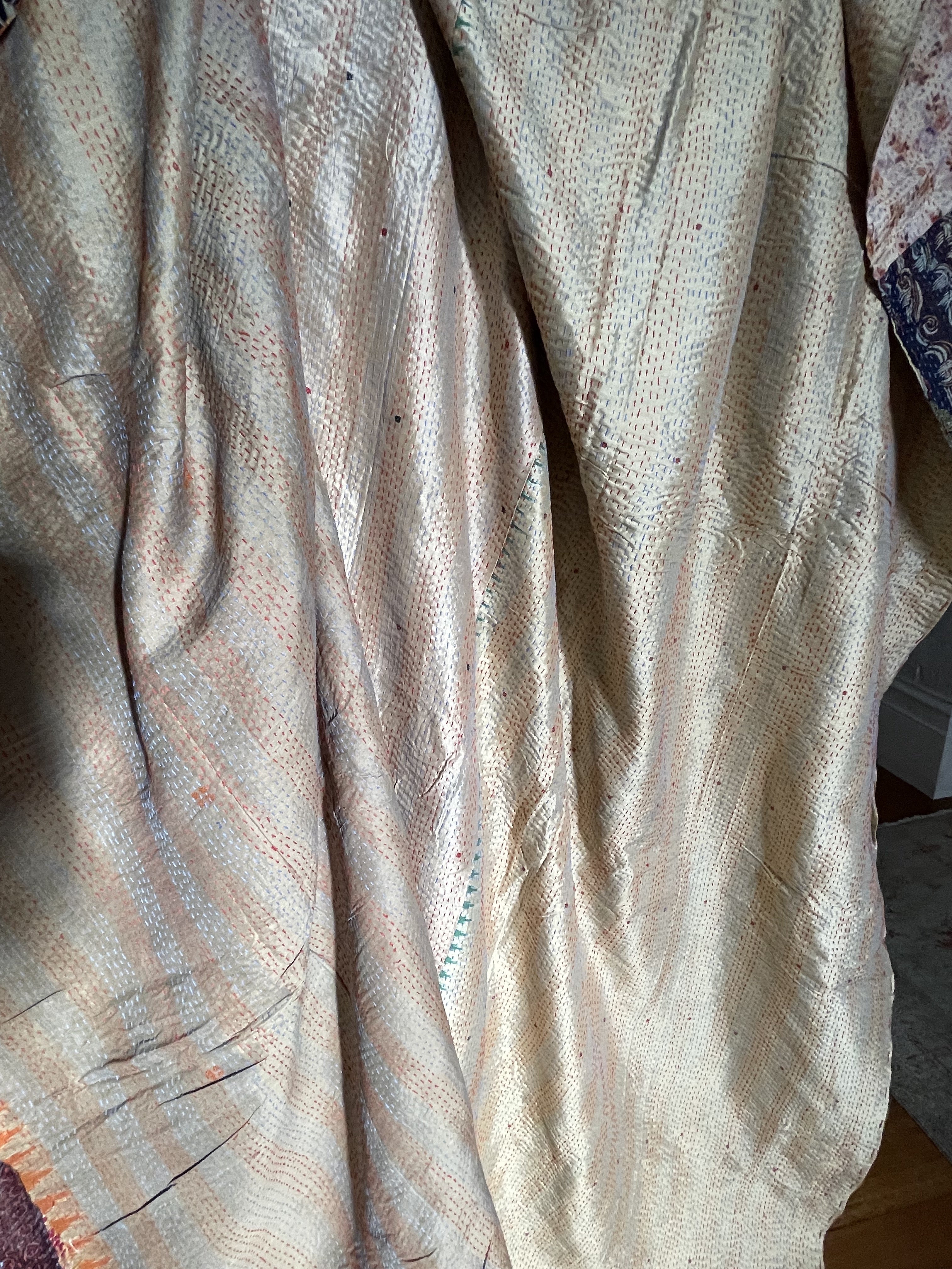 SILK Patchwork KANTHA - Shimmering Silver+ Gold