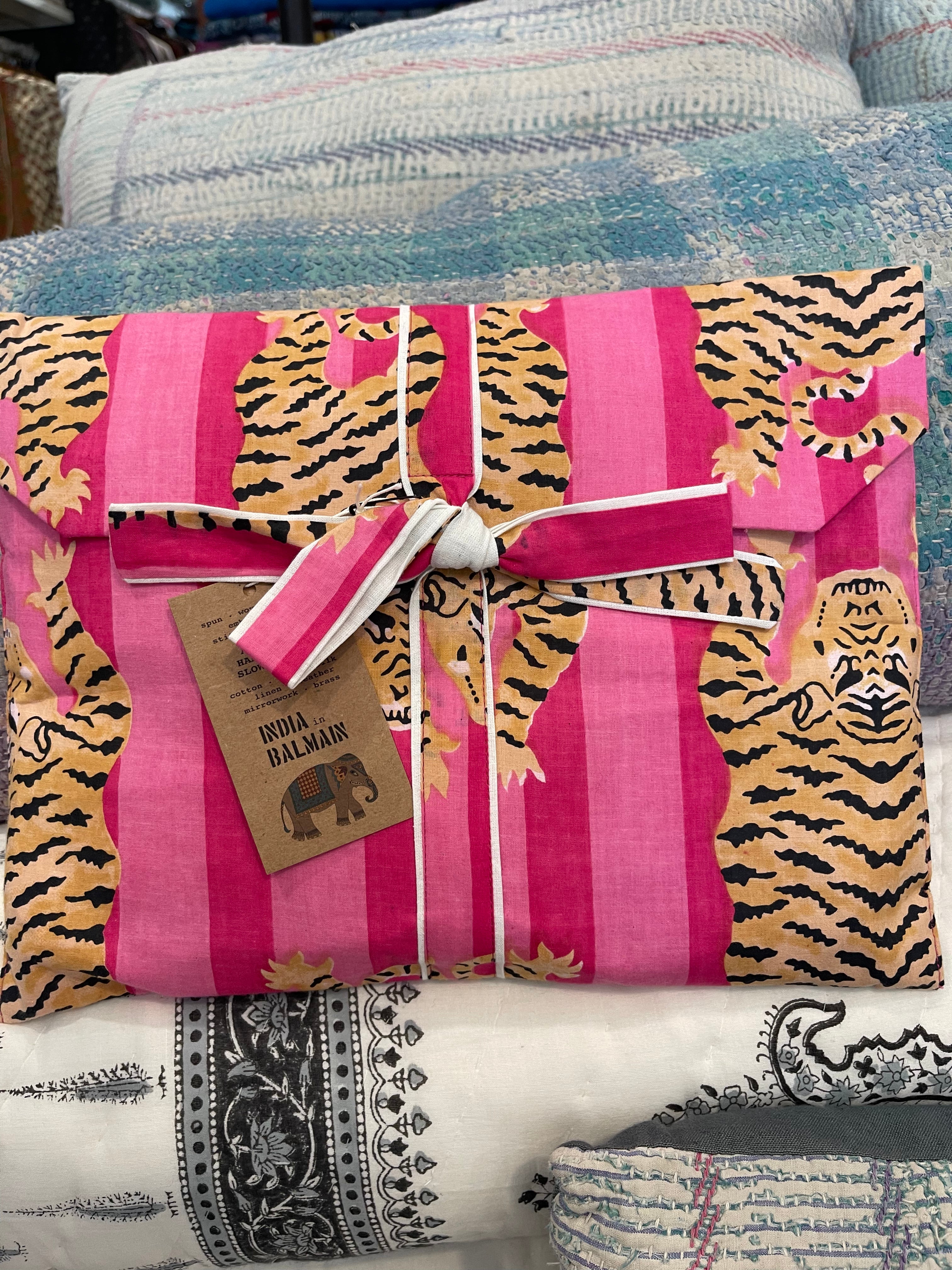 Pyjama - Tiger Pink Neon
