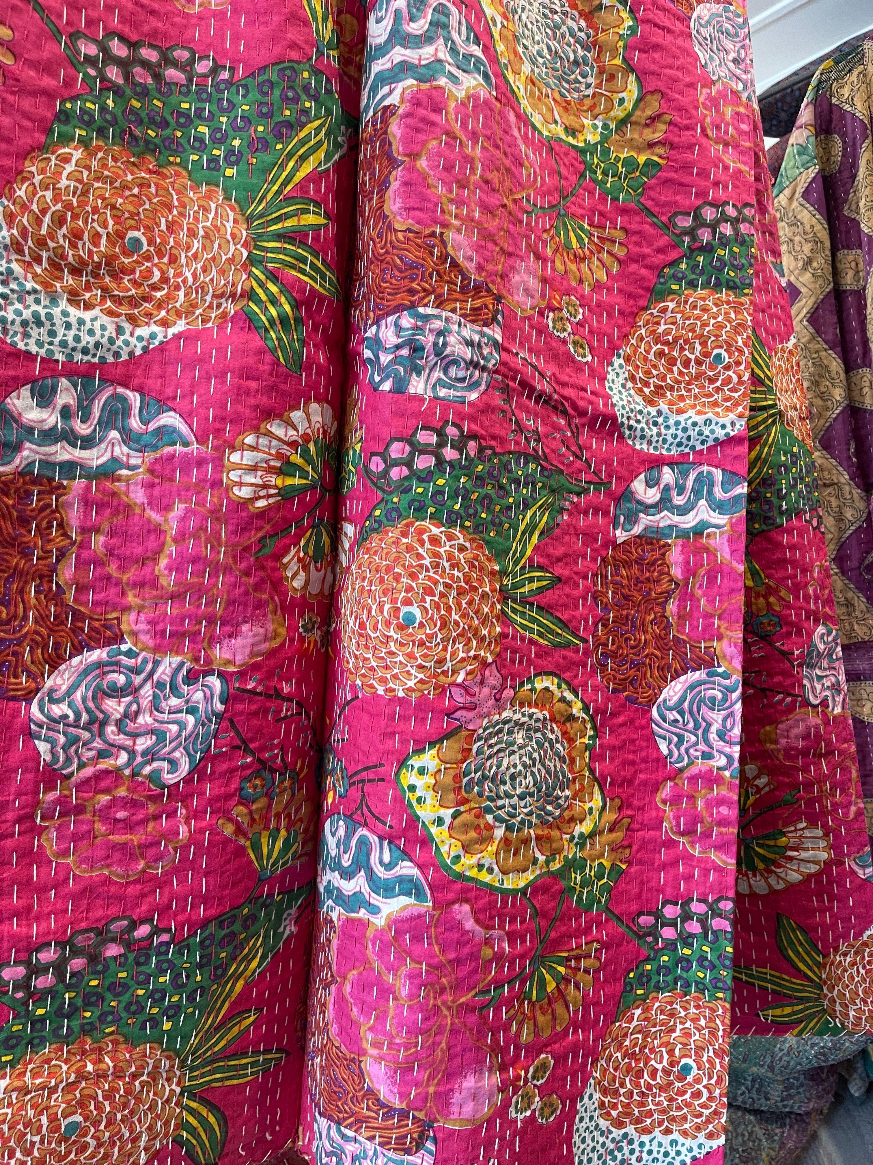 KANTHA - Chrysanthemum FUCHSIA