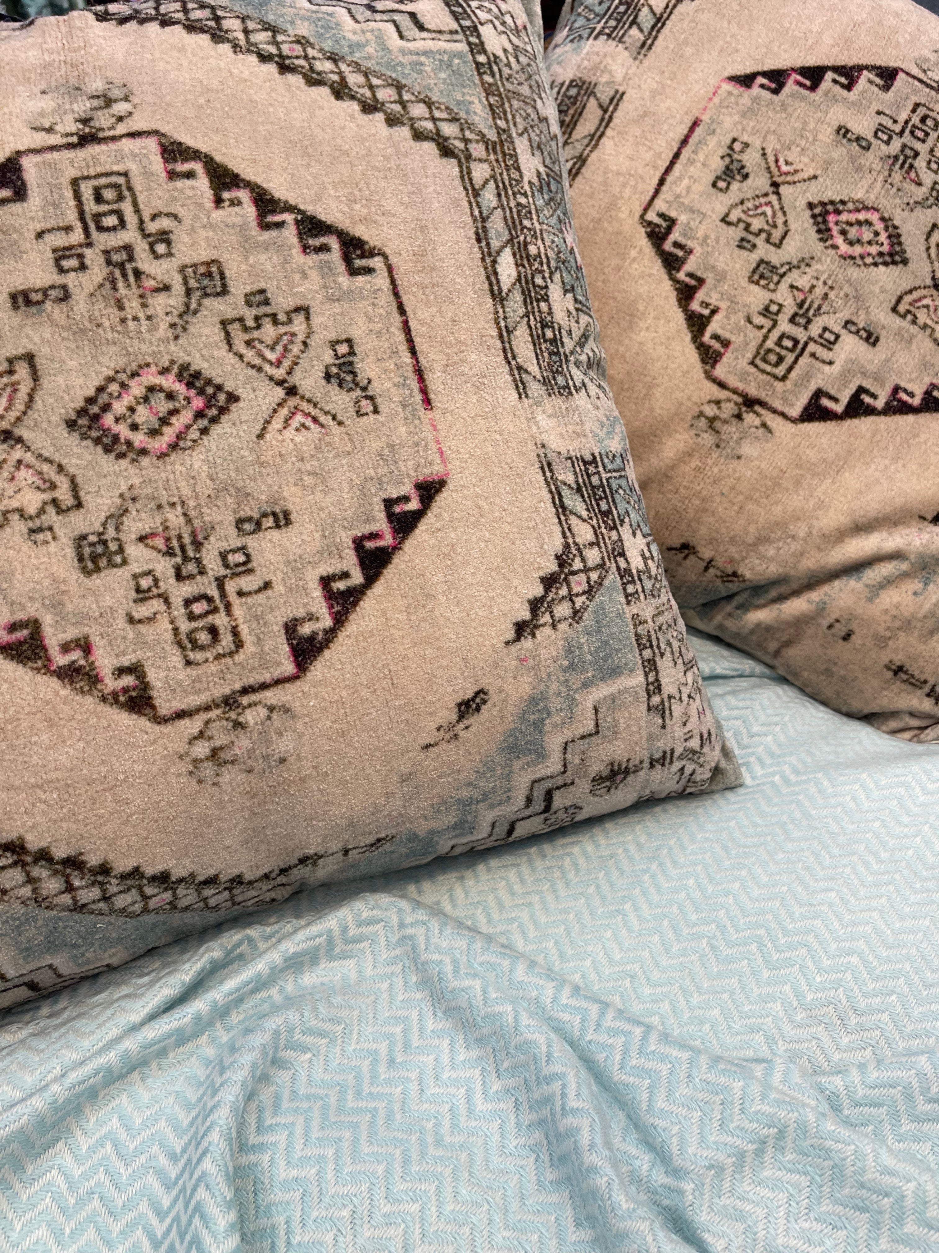 Marrakech Square Velvet - Geometric