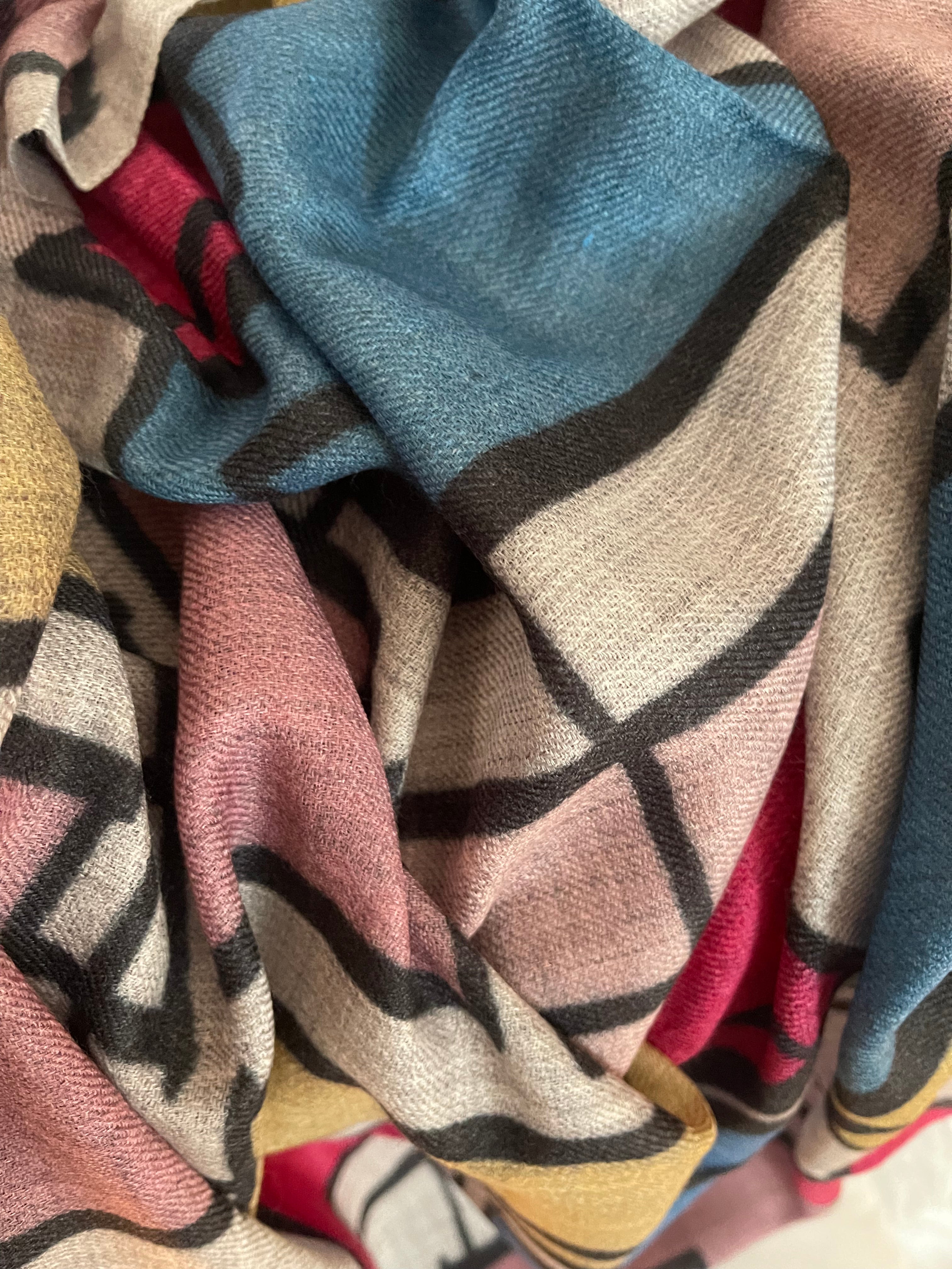 FINE MERINO WOOL WRAP - Mondrian
