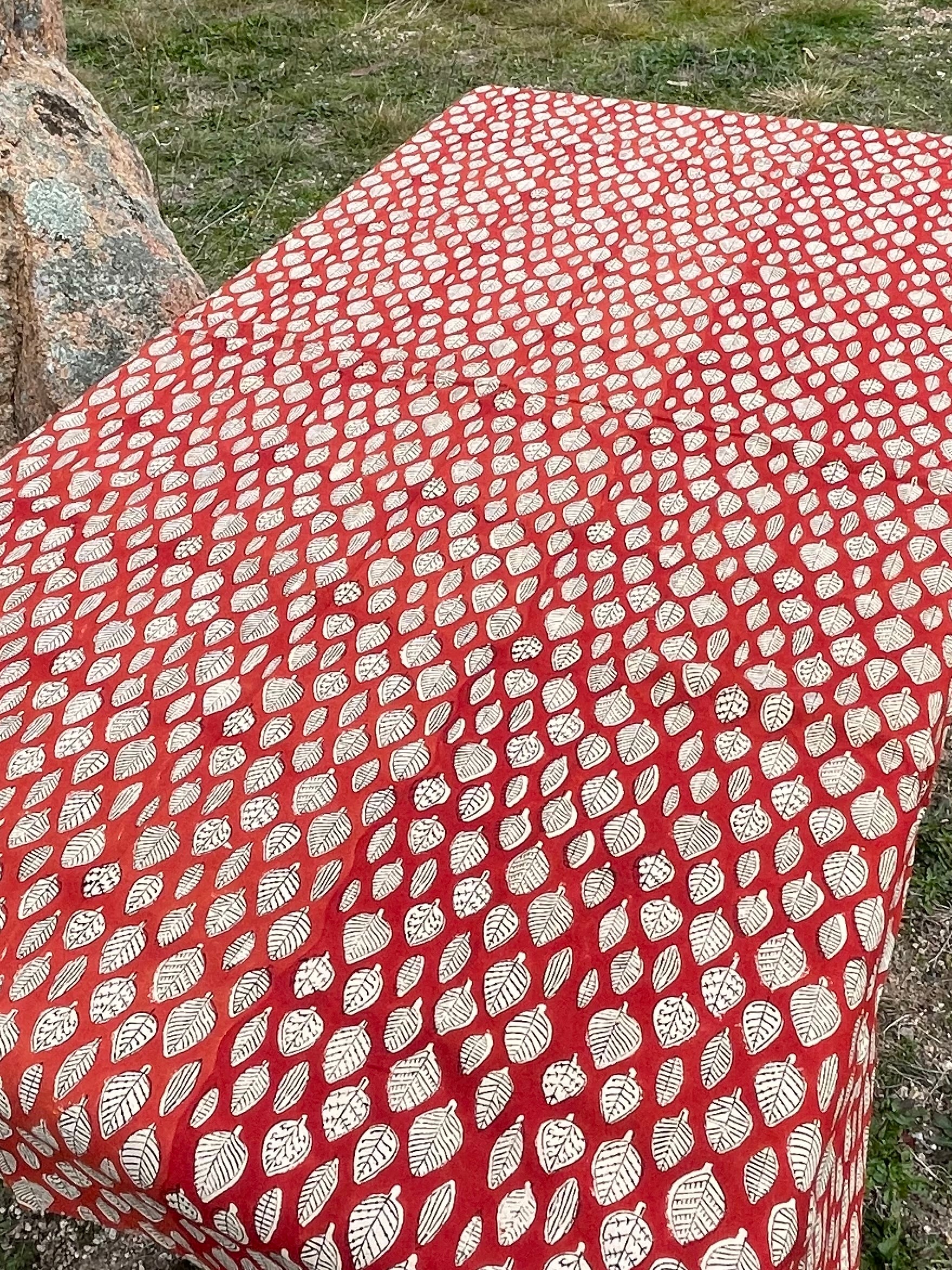 Handblock Printed Tablecloth - Red Leaf