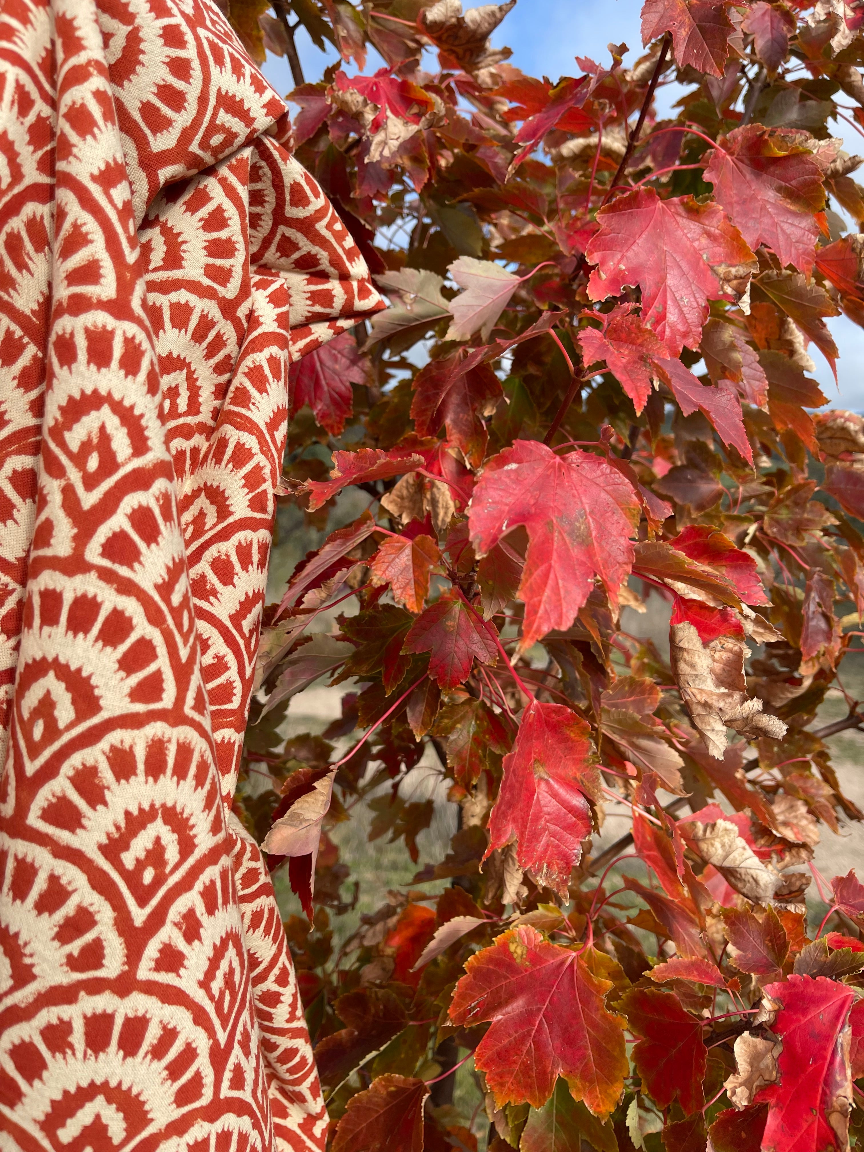 Tablecloth Rectangular - Red Fan