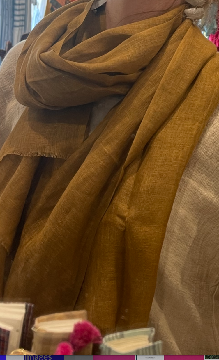 Linen Scarf - Soft Gold