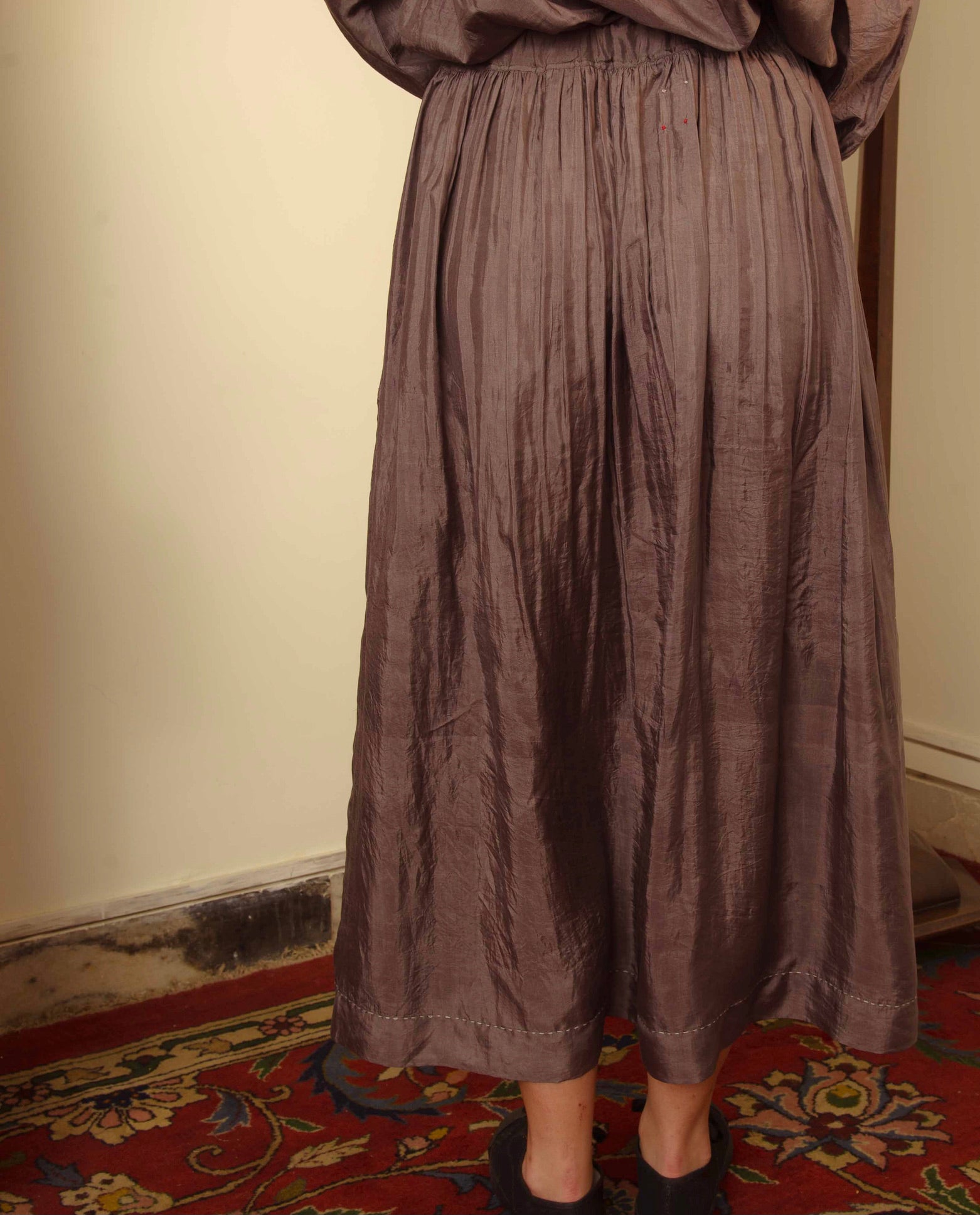 SOMA SILK SKIRT - Dove Grey