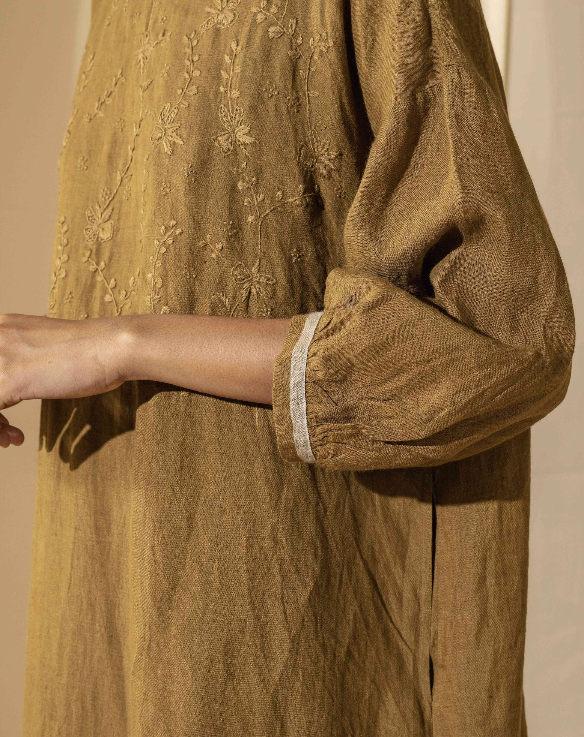 VIHA Dress - Handwoven Linen Dull Mustard