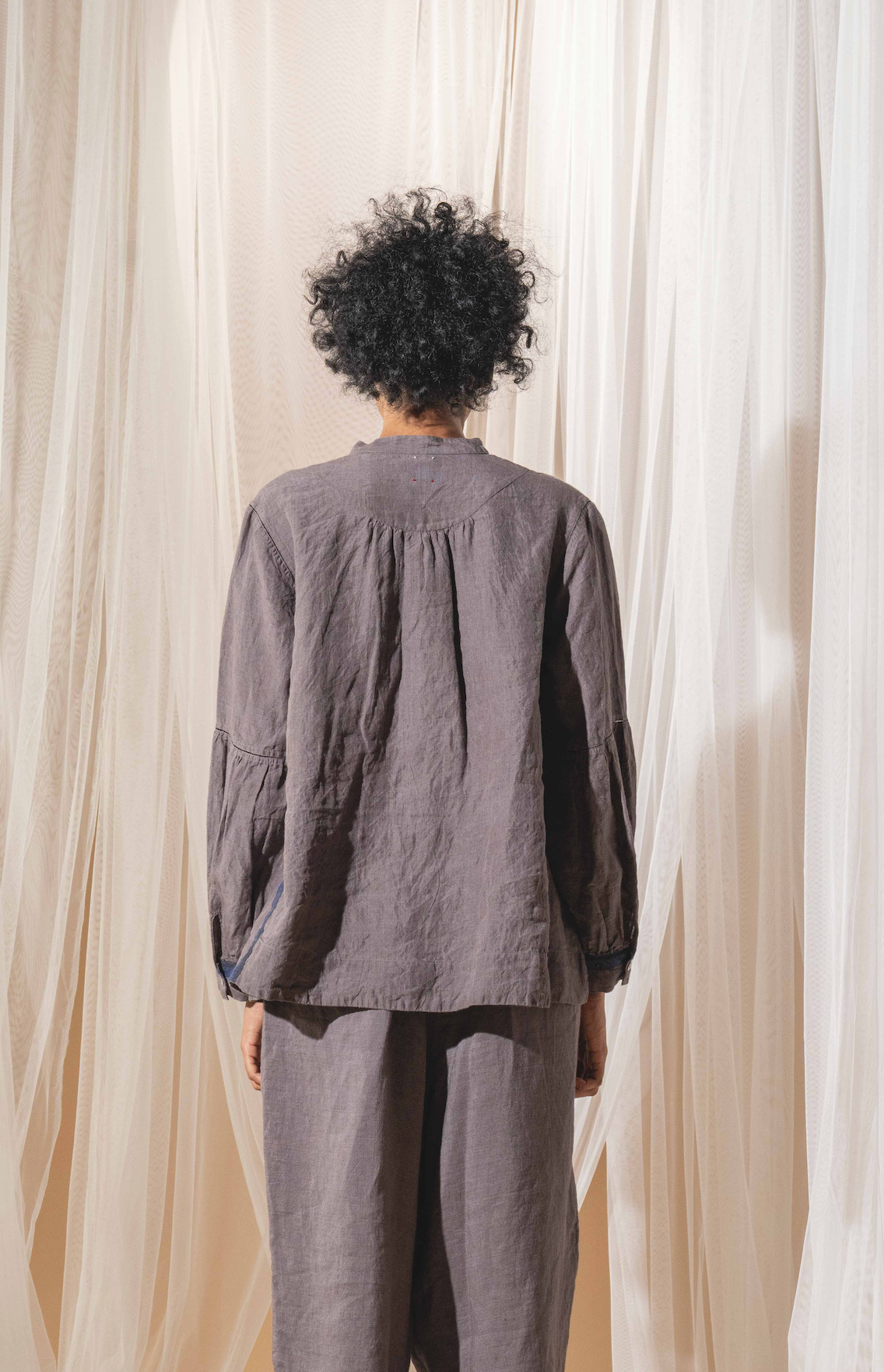 BARUNI - Linen Blouse in Storm