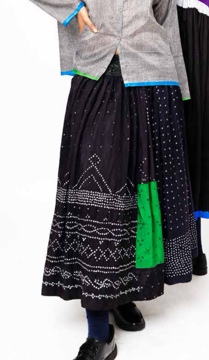 FOLKLORE 145 - Skirt Silk Bandhani Emerald Stripe