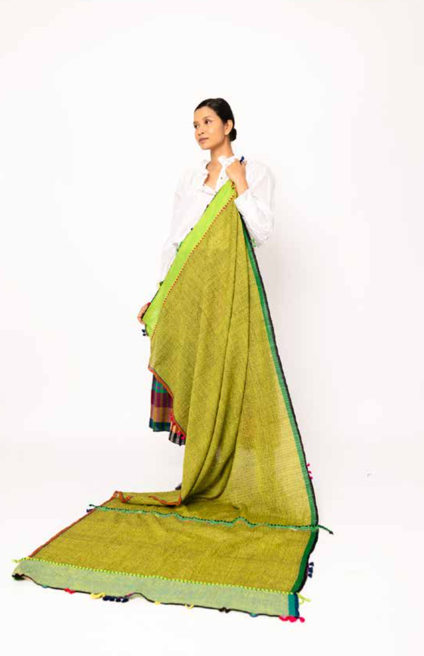 FOLKLORE 109 - Wool Wrap Green Meadow