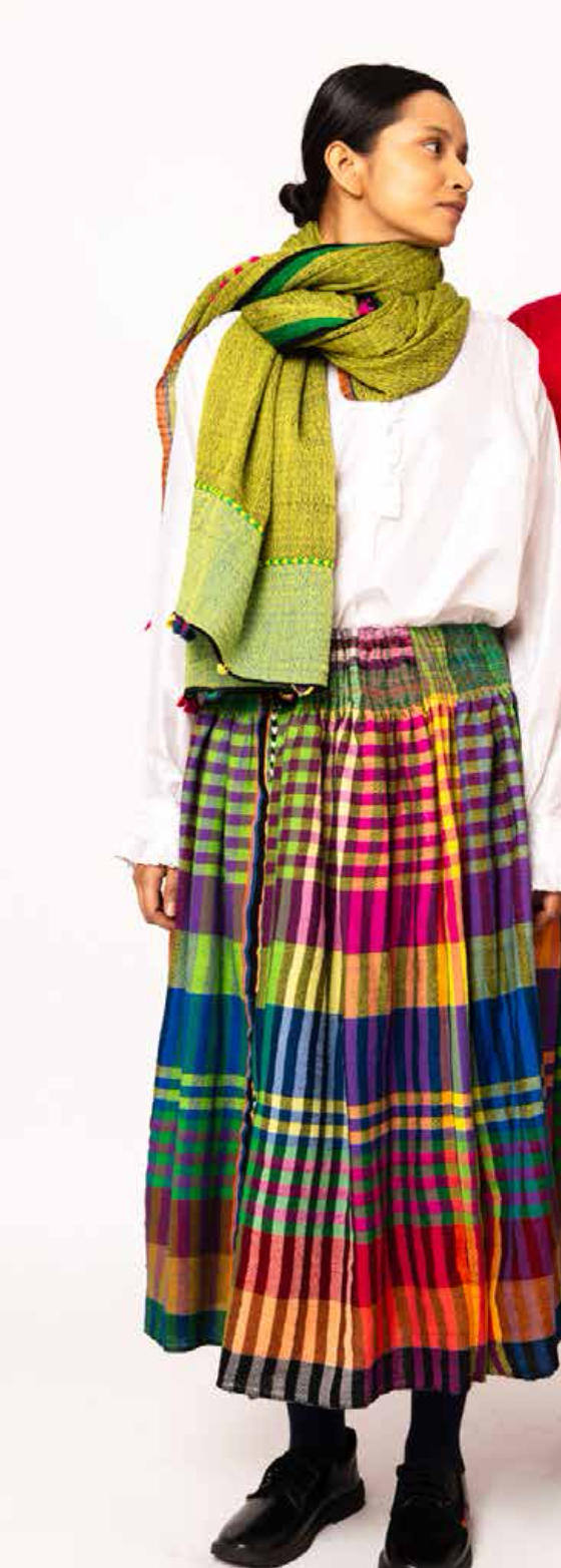 FOLKLORE 109 - Wool Wrap Green Meadow