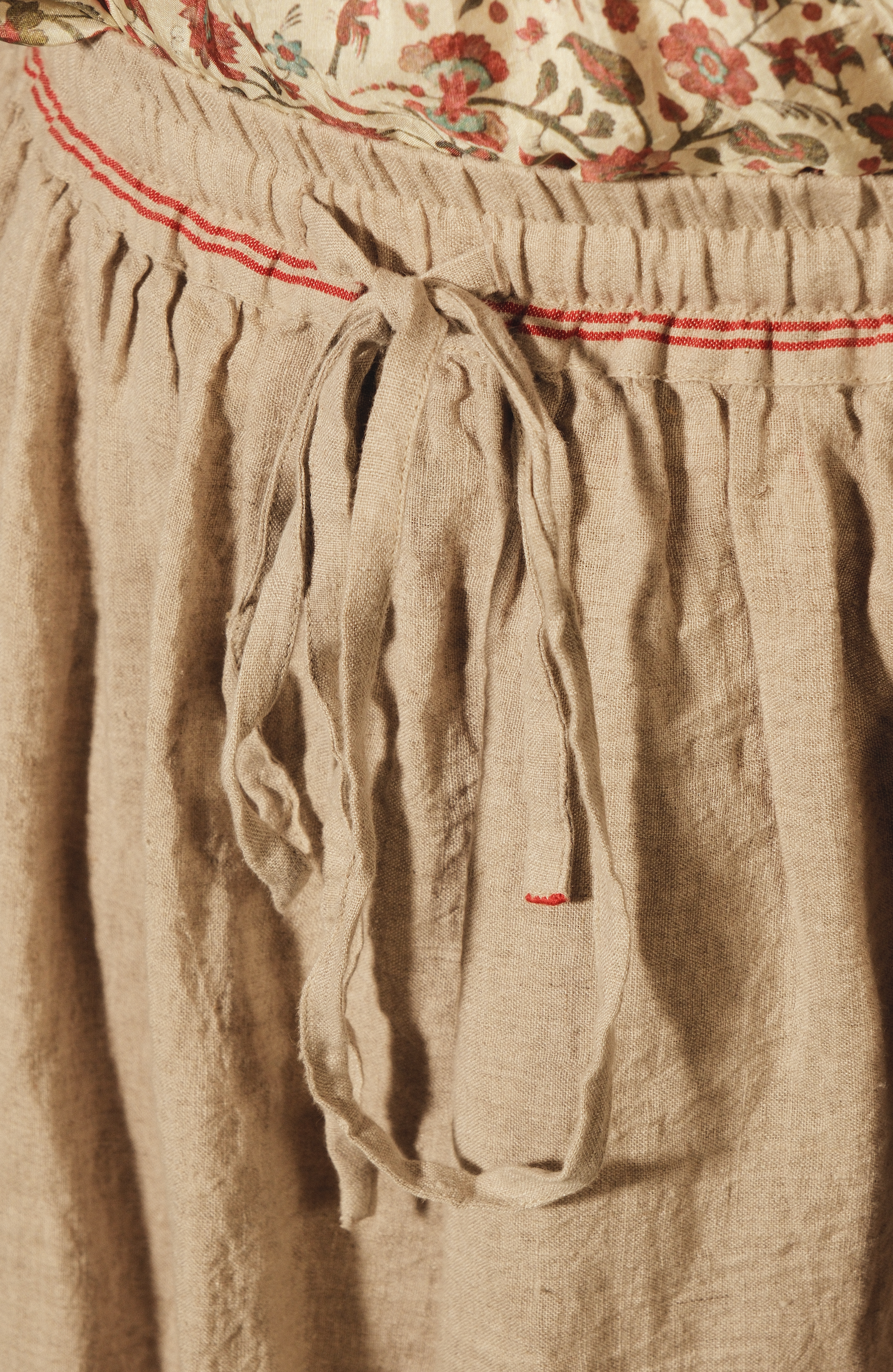 JIANA PINTUCK SKIRT - Stone Linen