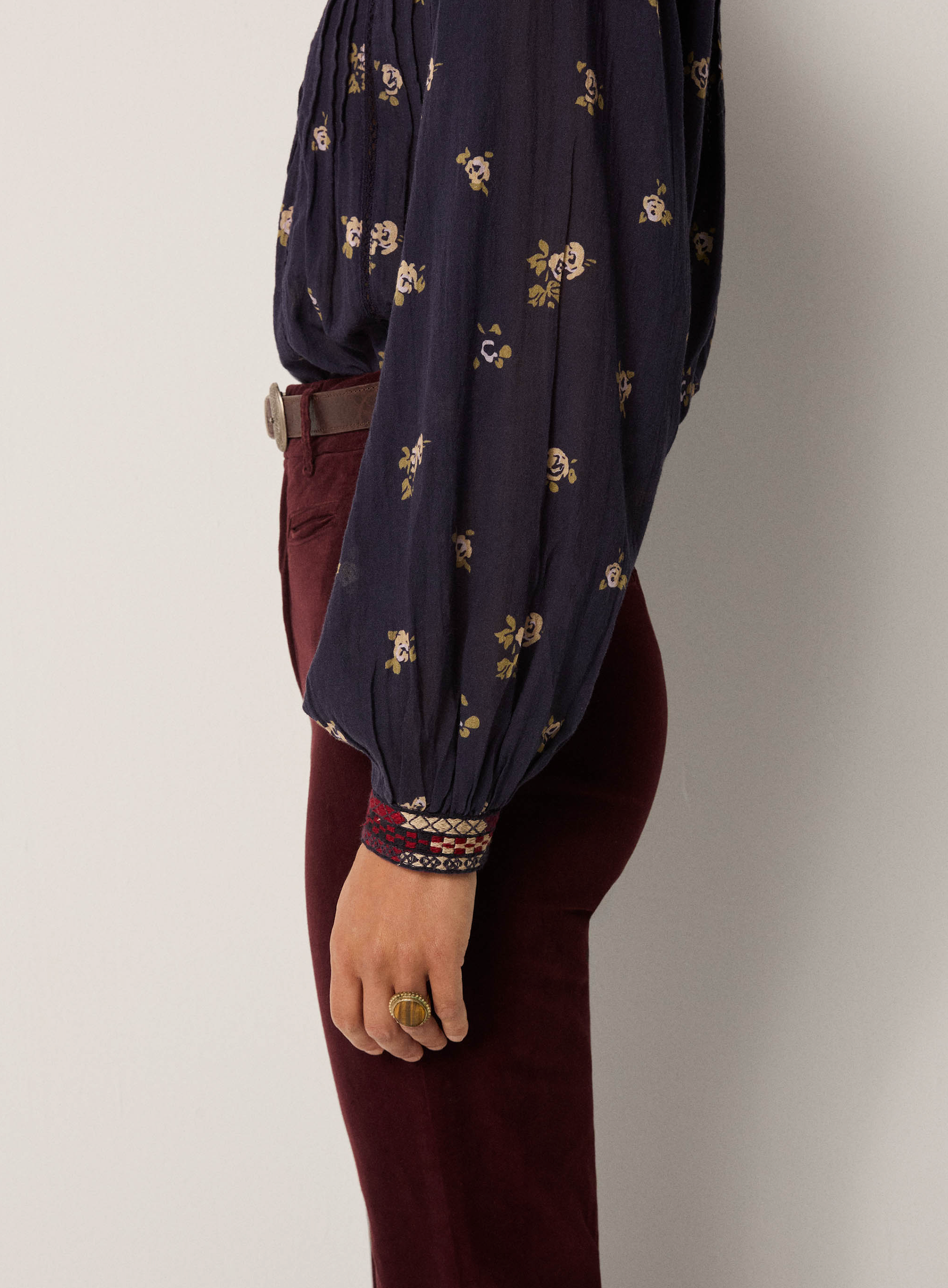 MILLA BLOUSE - Navy