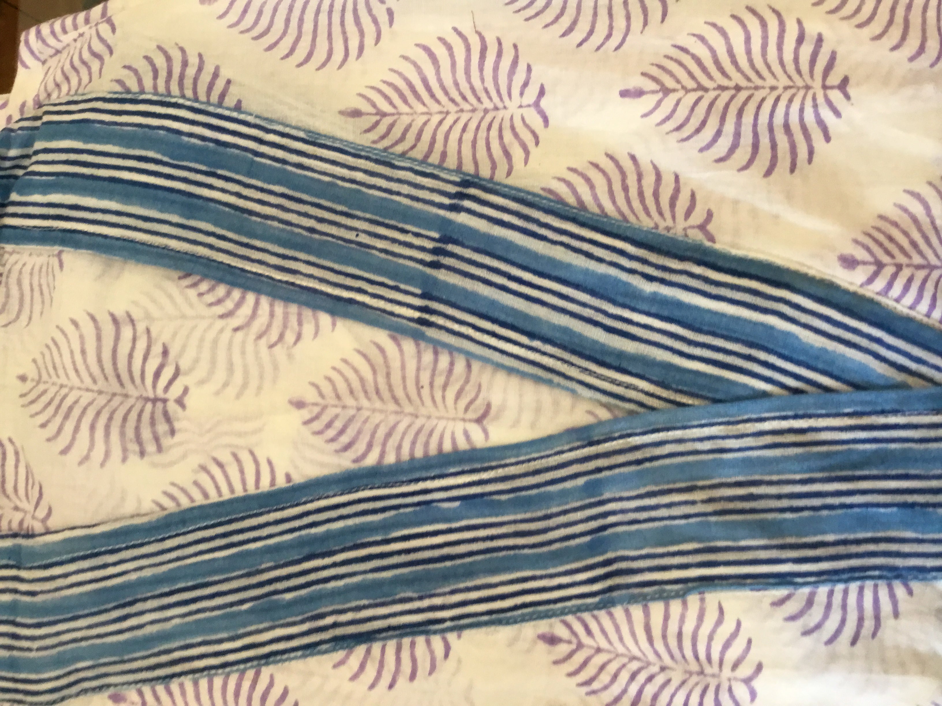 Kimono - Lilac Feather