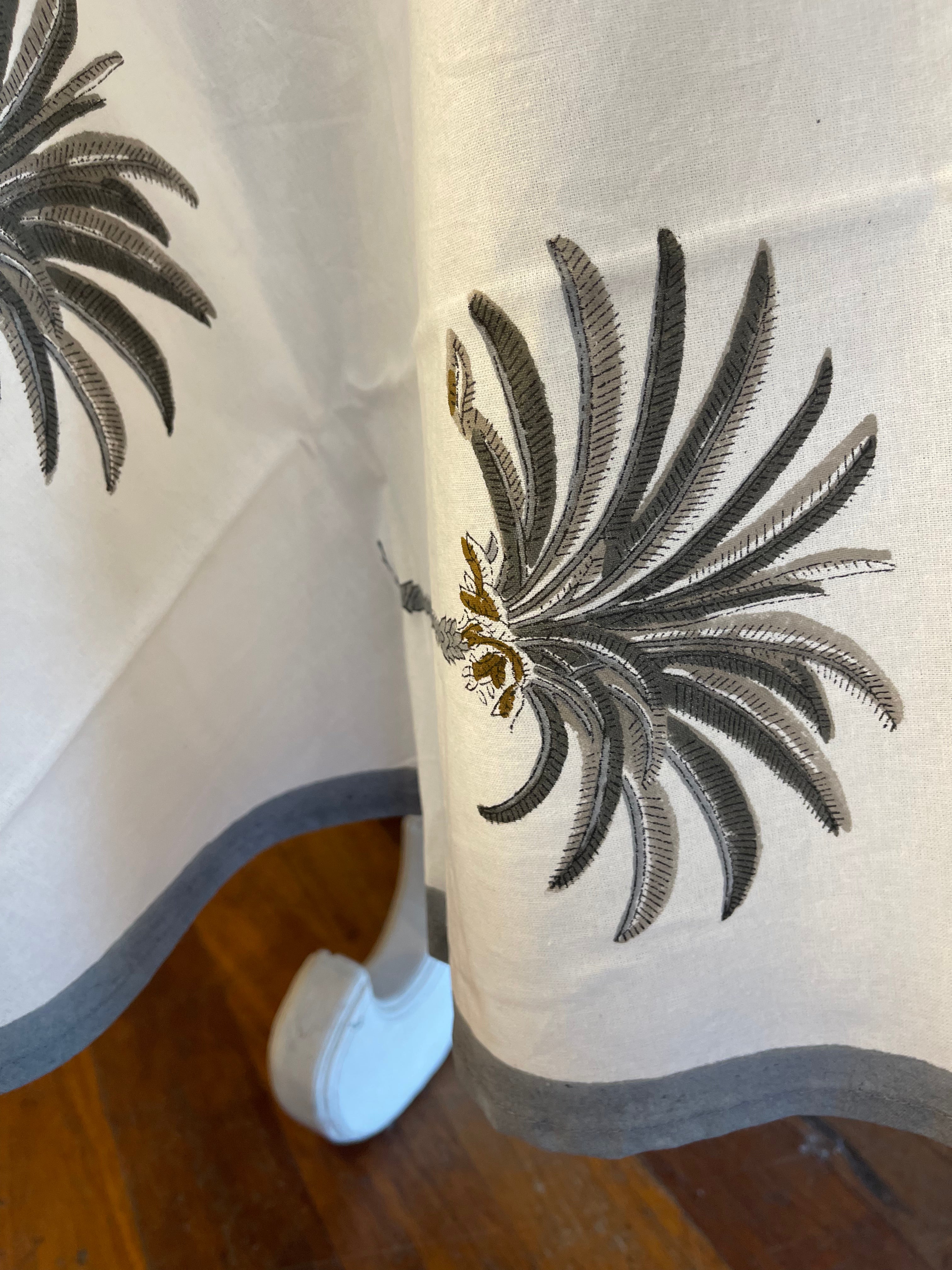 Handblock Printed Tablecloth Round - Palm Grey