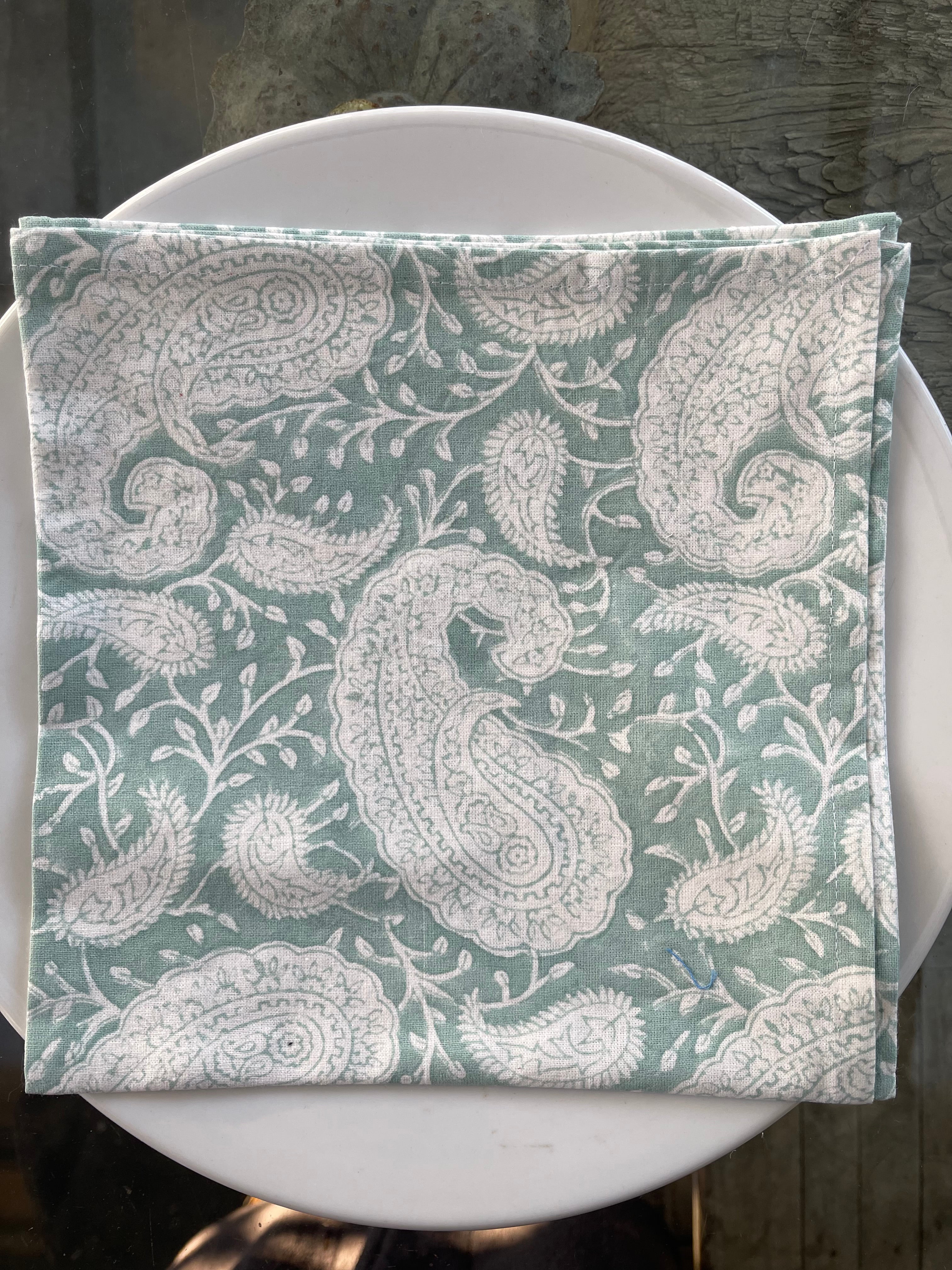 Napkins - Dove Paisley