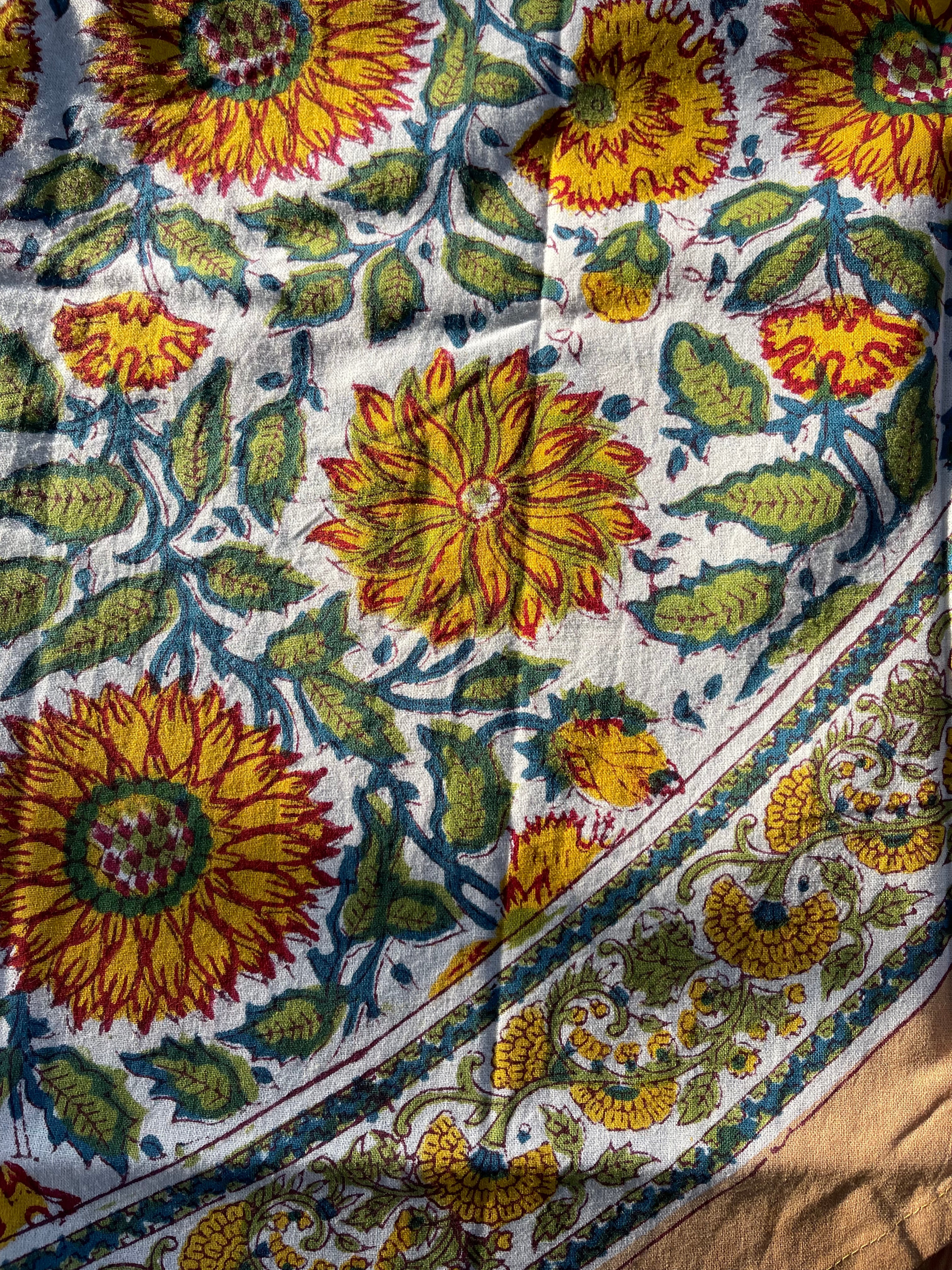 Handblock Printed Tablecloth Round - Sunflower