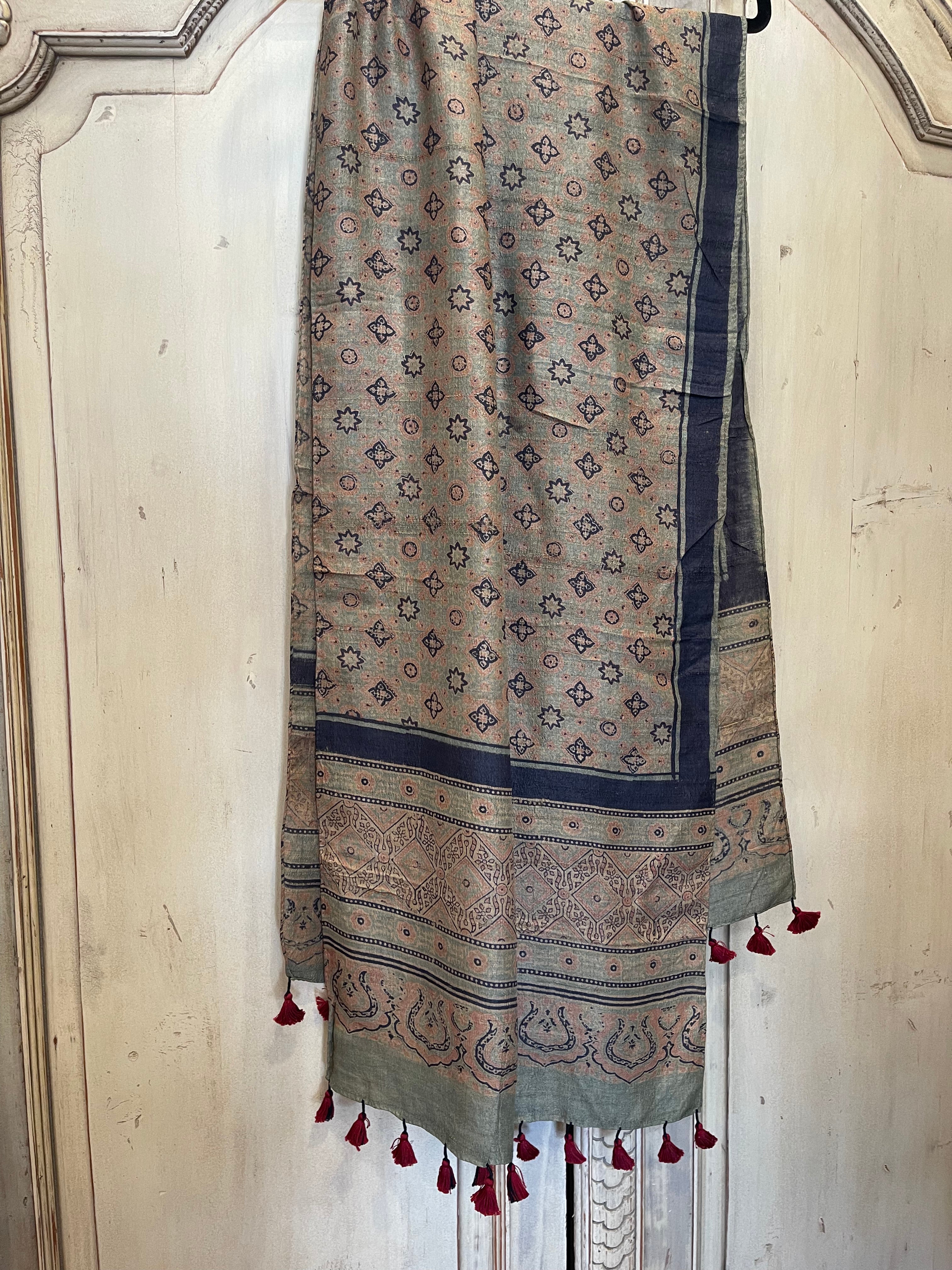 Ajrakh Tussar Silk Scar - Dusk Stars