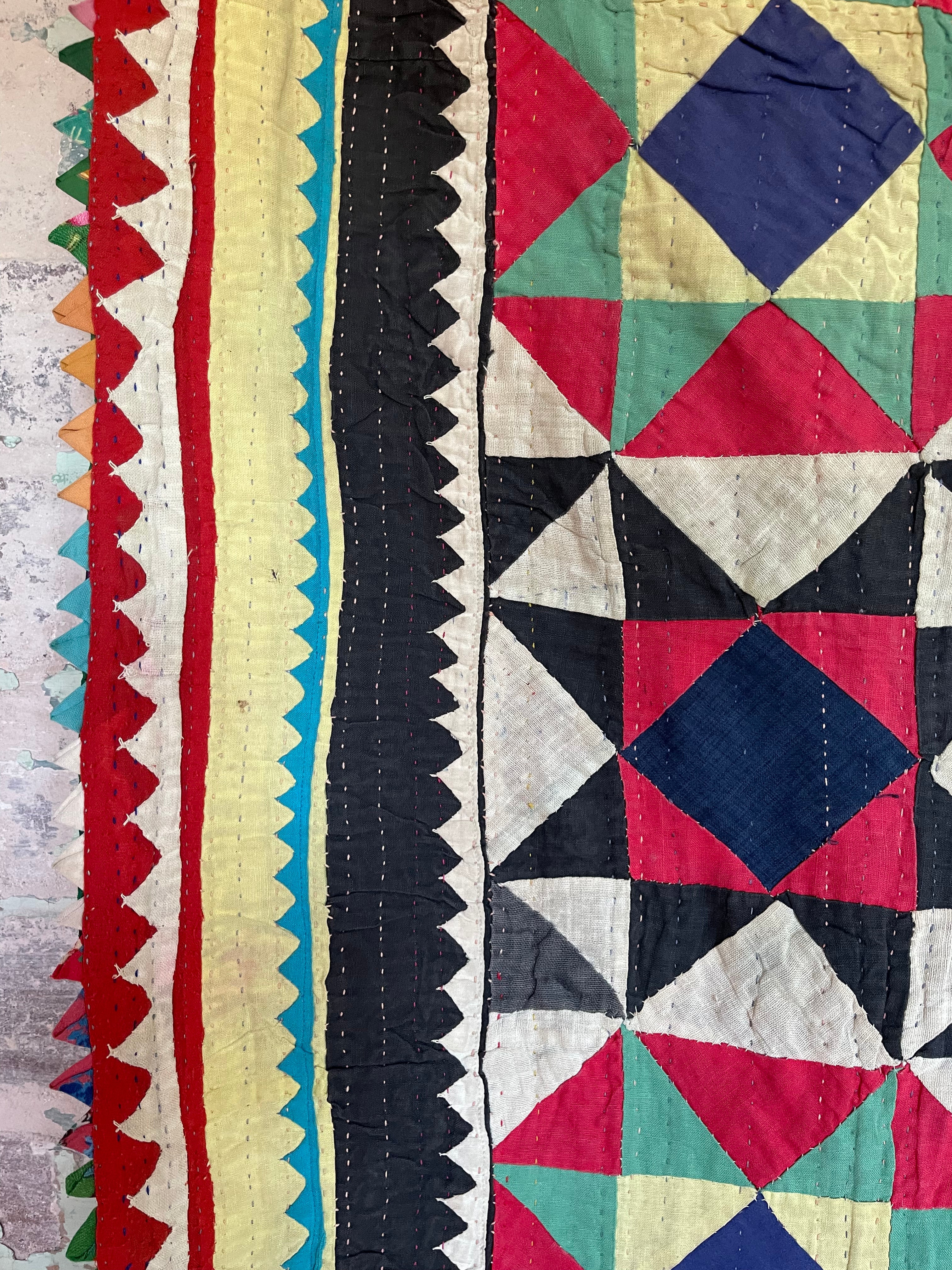 Vintage Ralli Quilt - Windmills