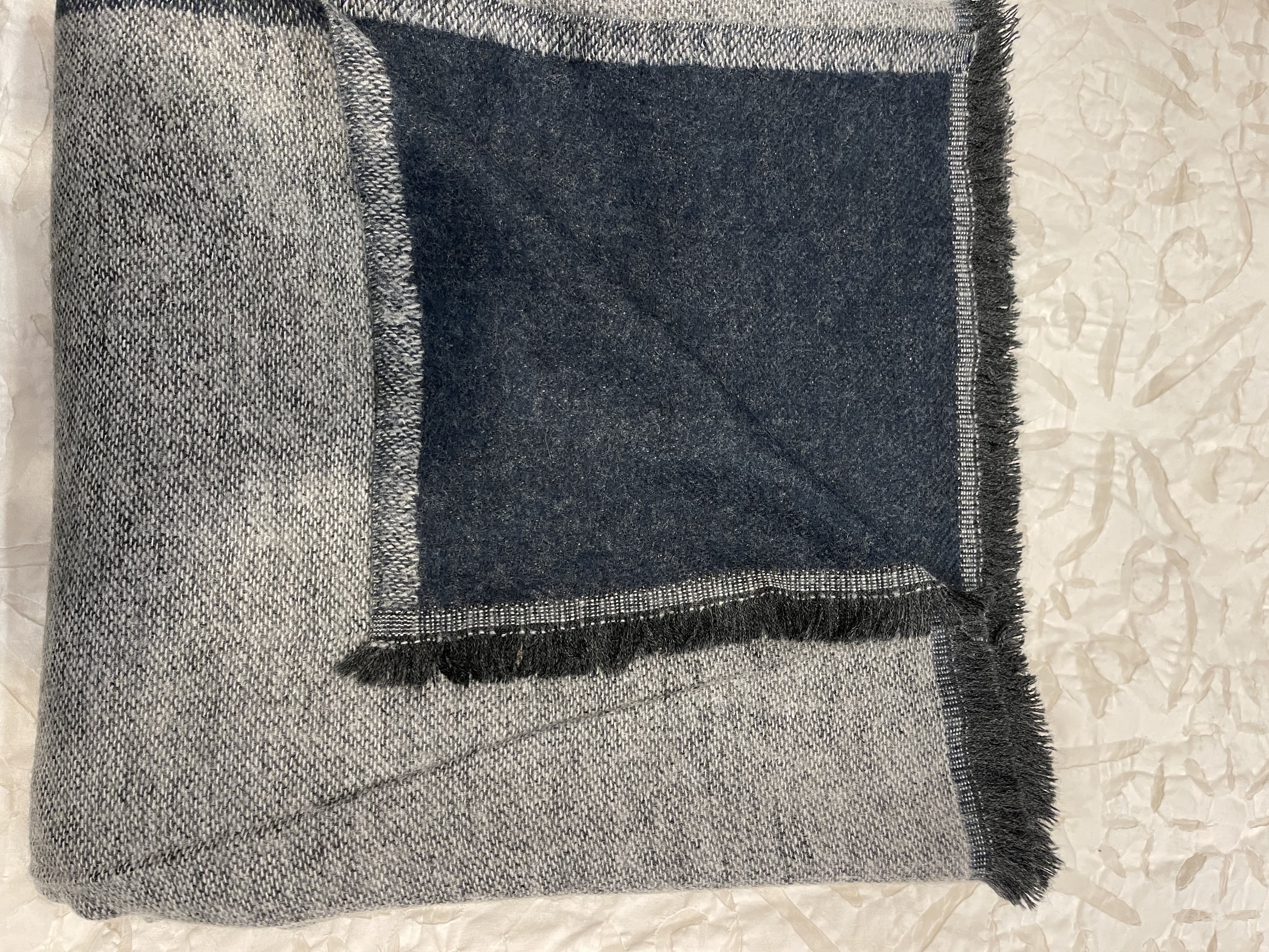  Cashmere Wrap Throw Blanket - Evening Pebble