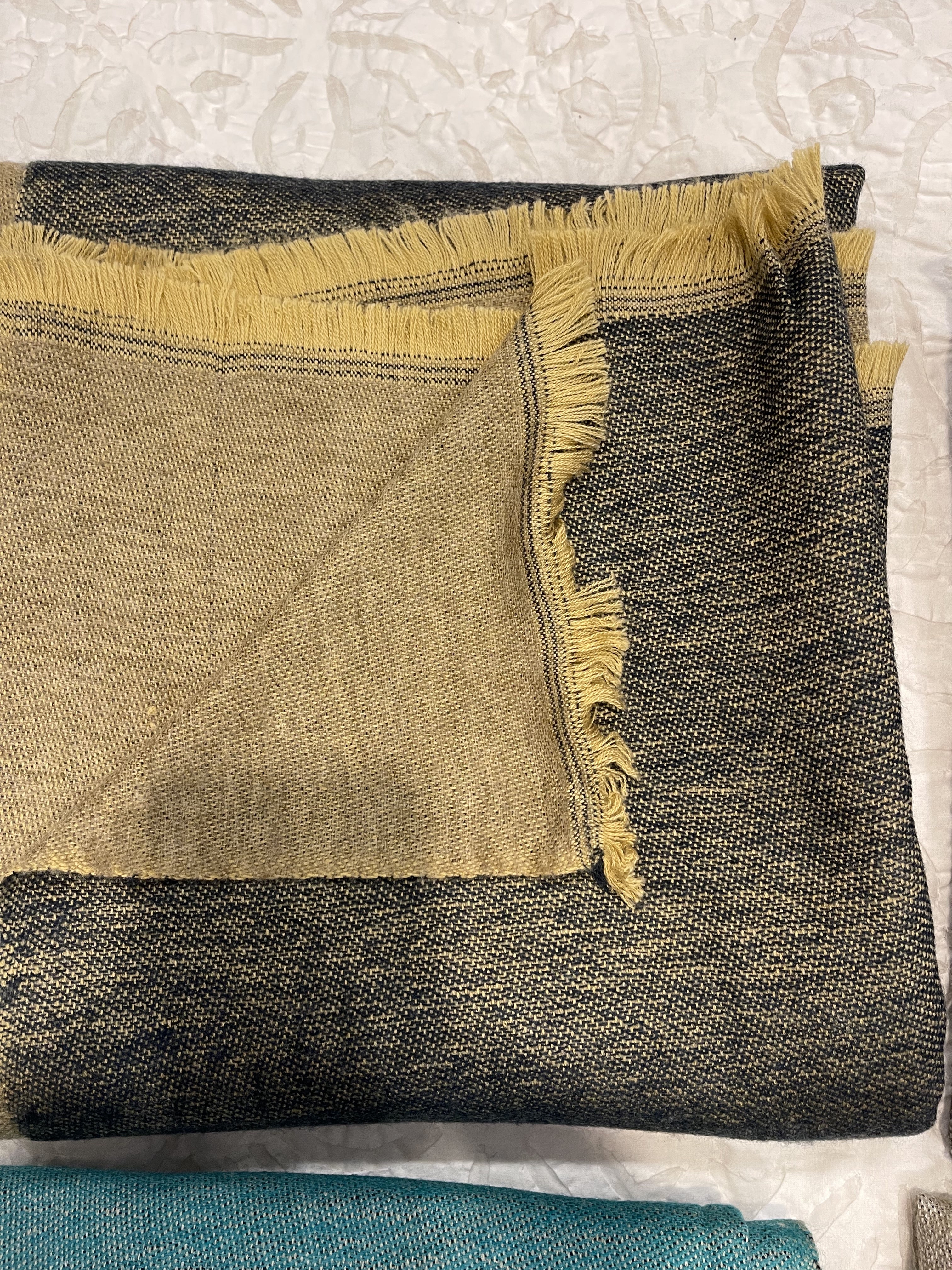 Cashmere Wrap Throw Blanket - Night Wheat