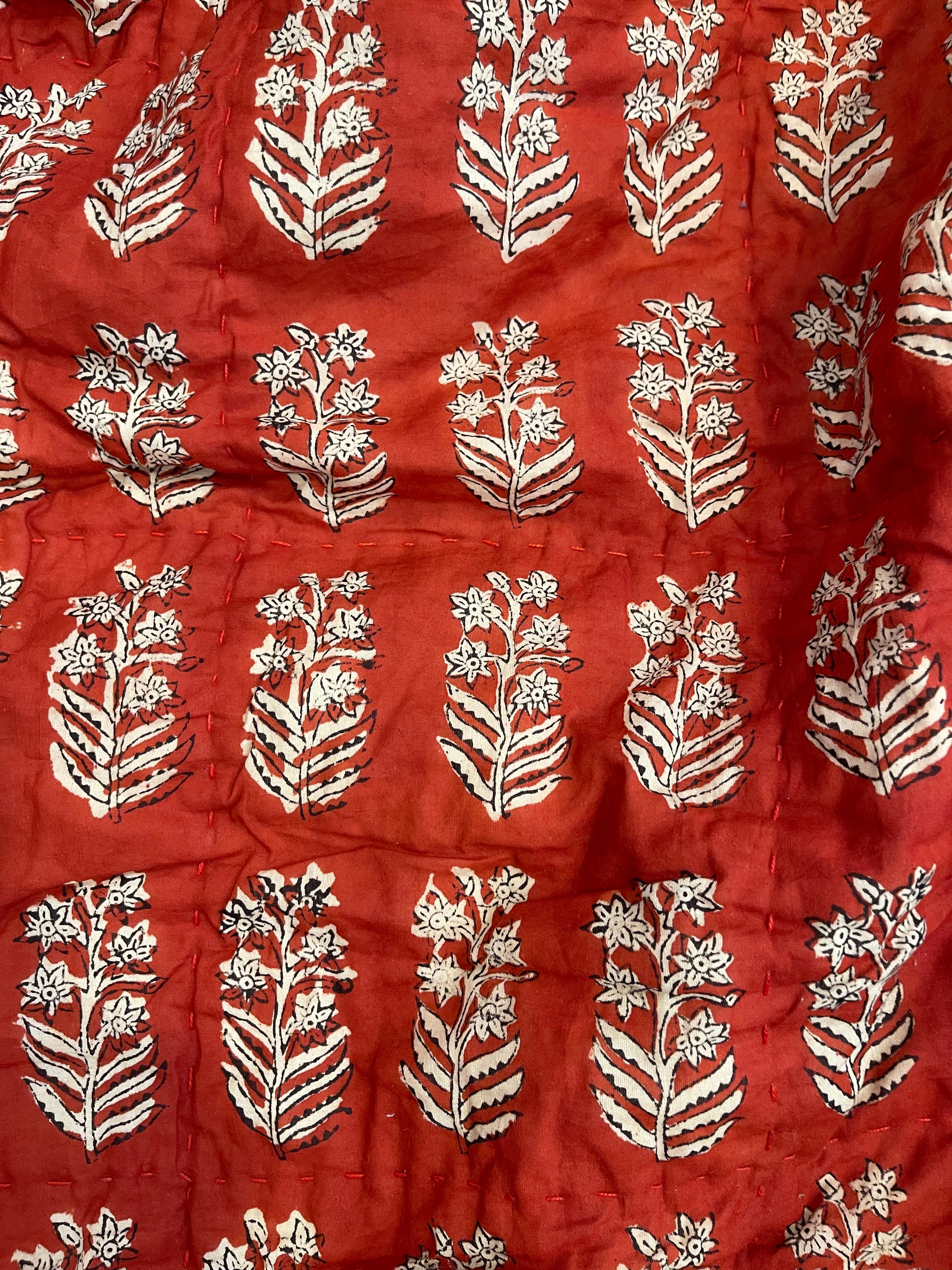 JAIPURI RAZAI - RED FLOWER TREE